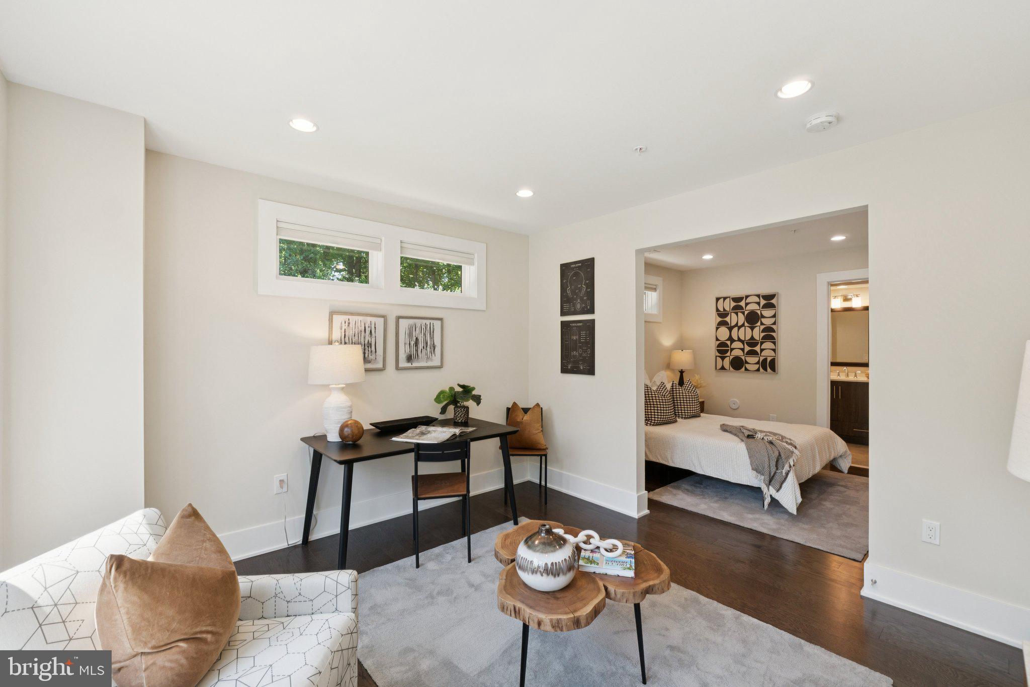 GROSVENOR HEIGHTS - Residential