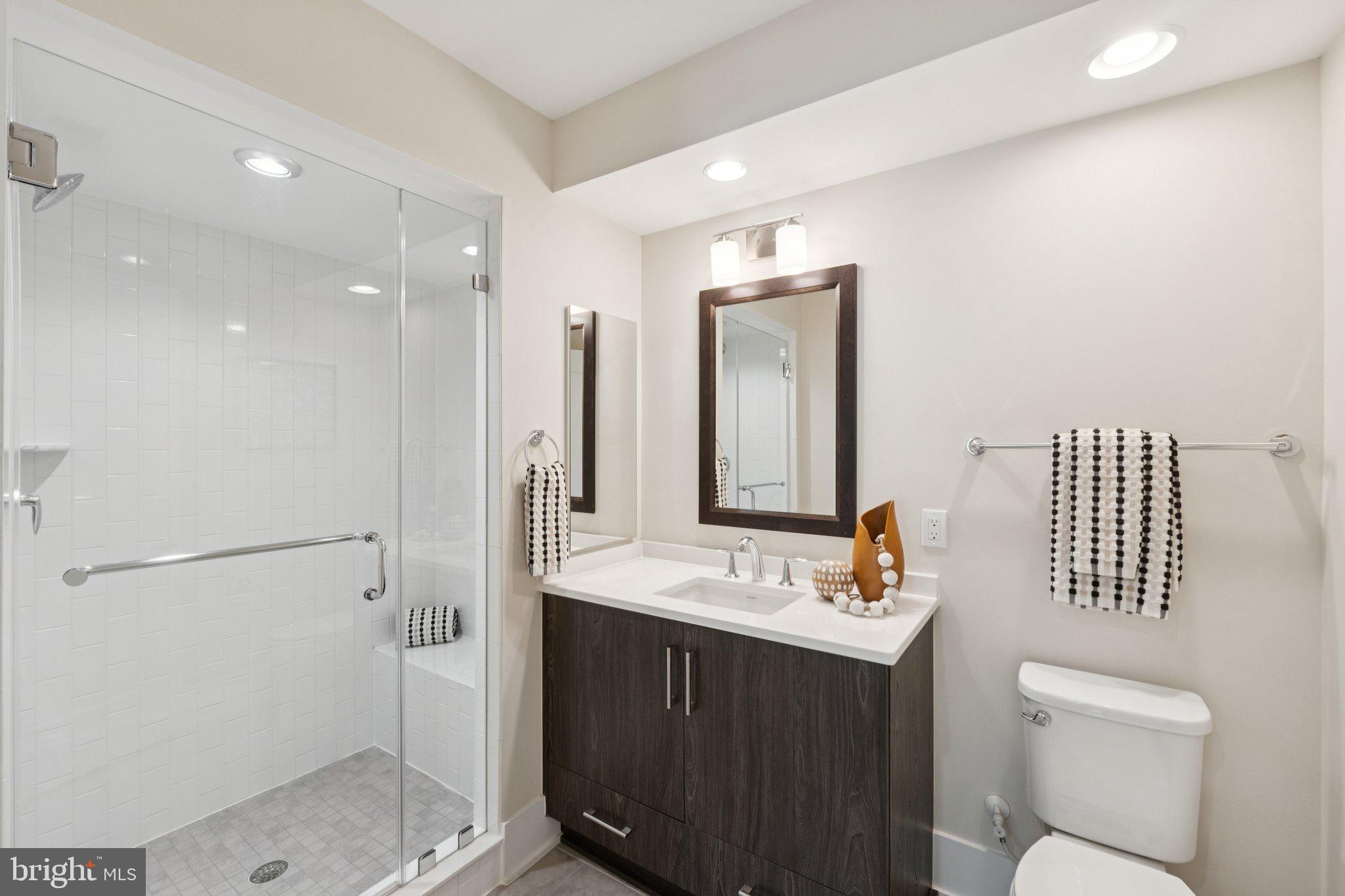 GROSVENOR HEIGHTS - Residential