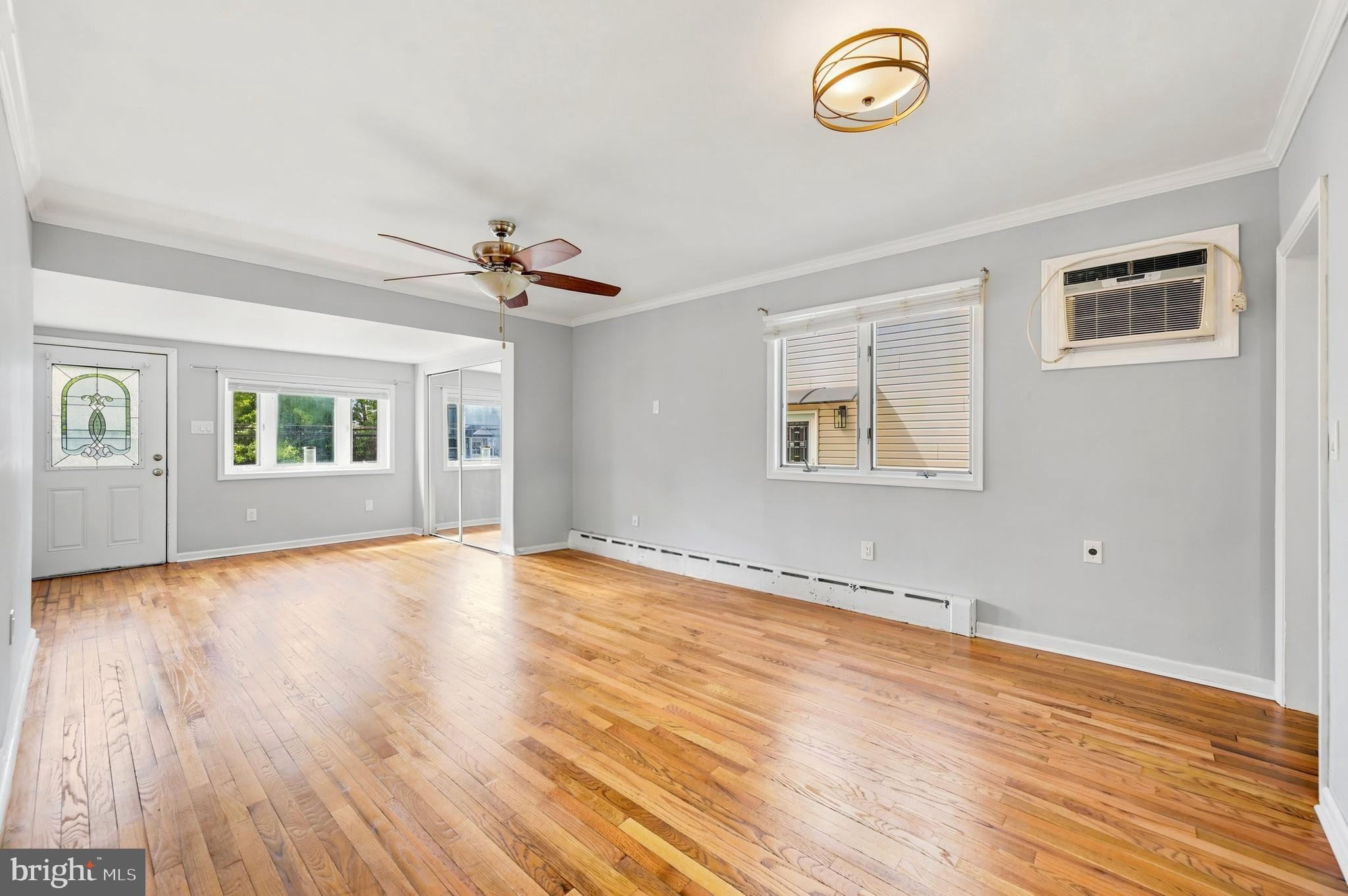 HOLLYWOOD - Residential