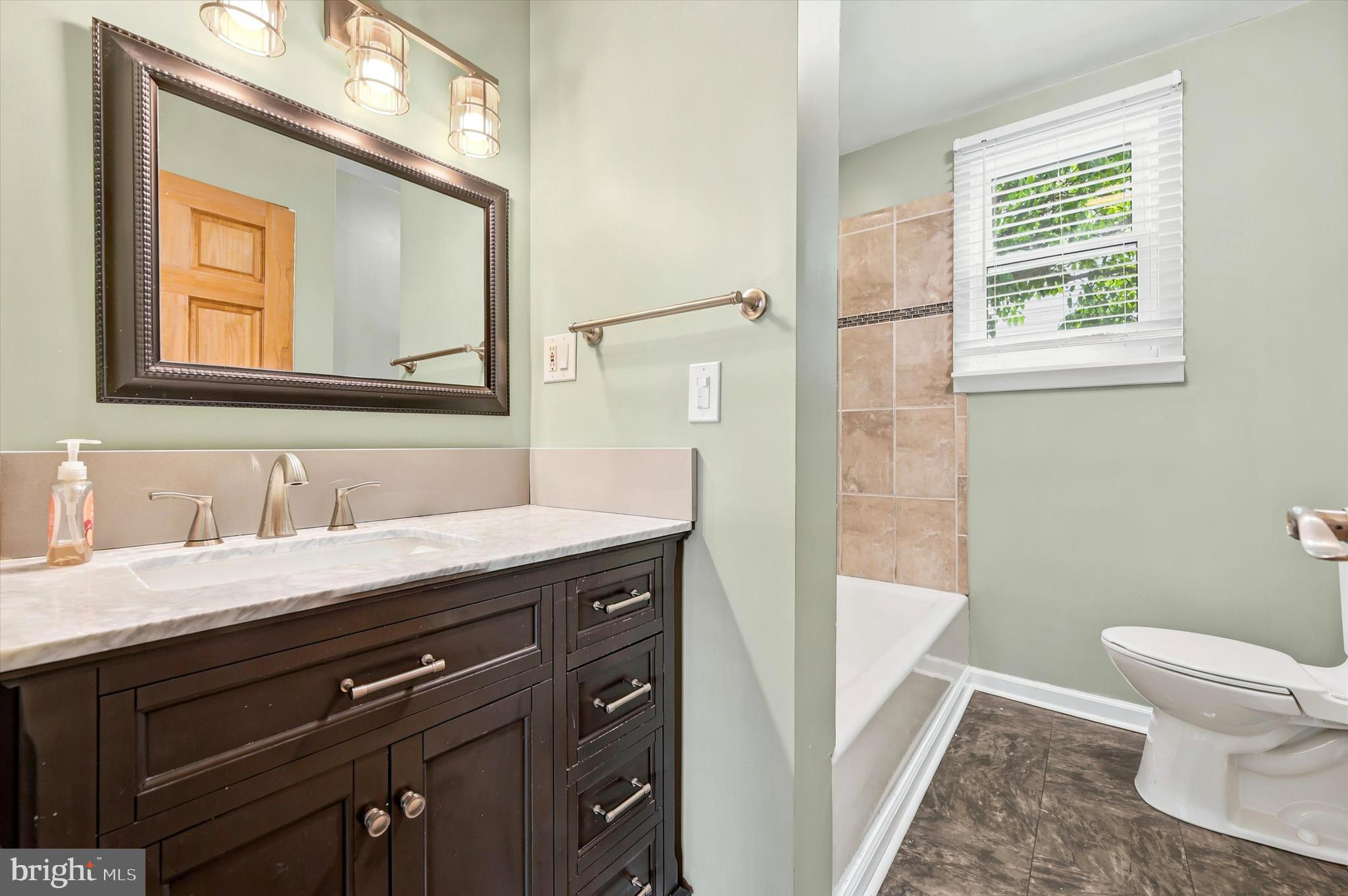HOLLYWOOD - Residential
