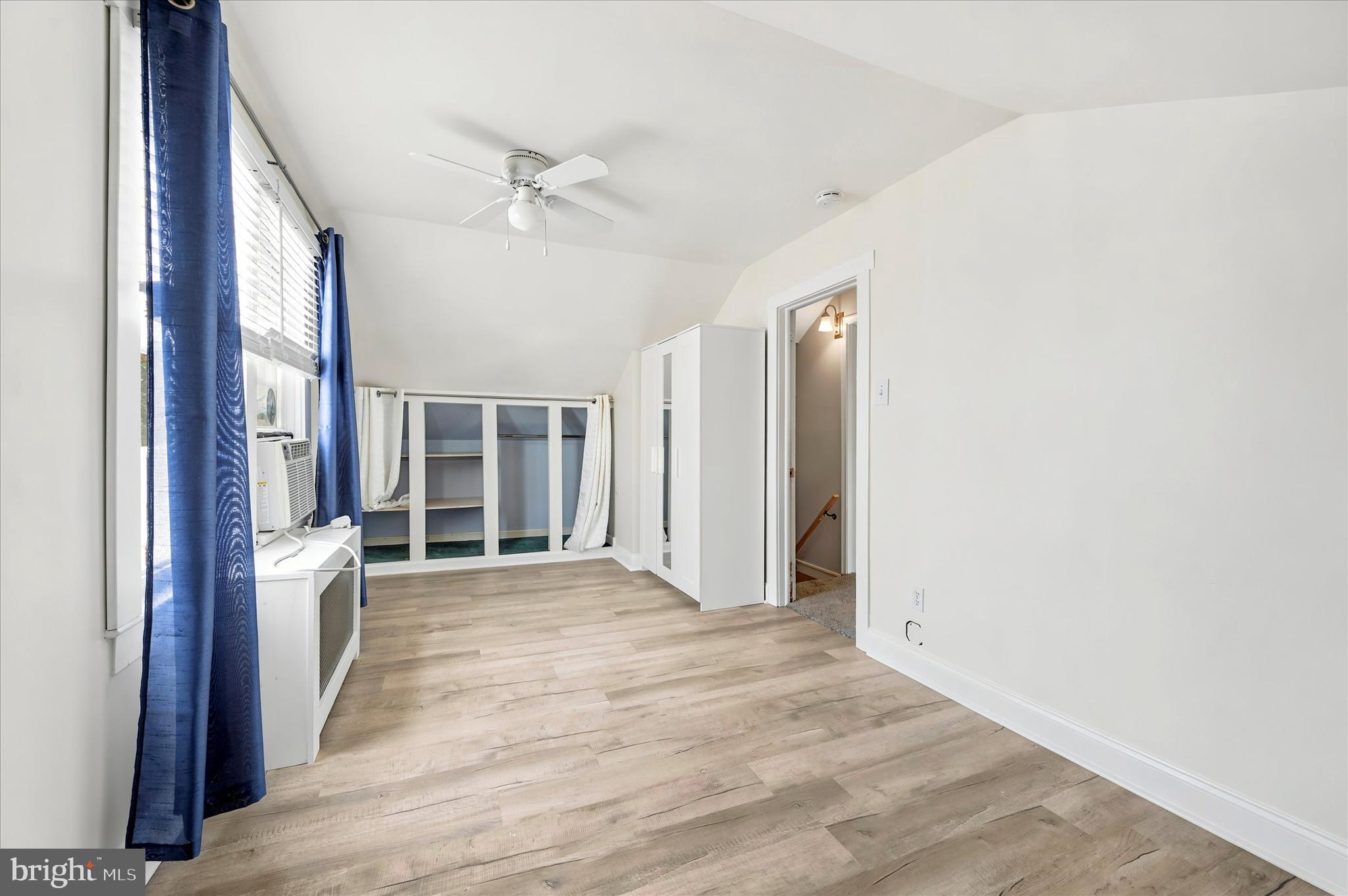 HOLLYWOOD - Residential
