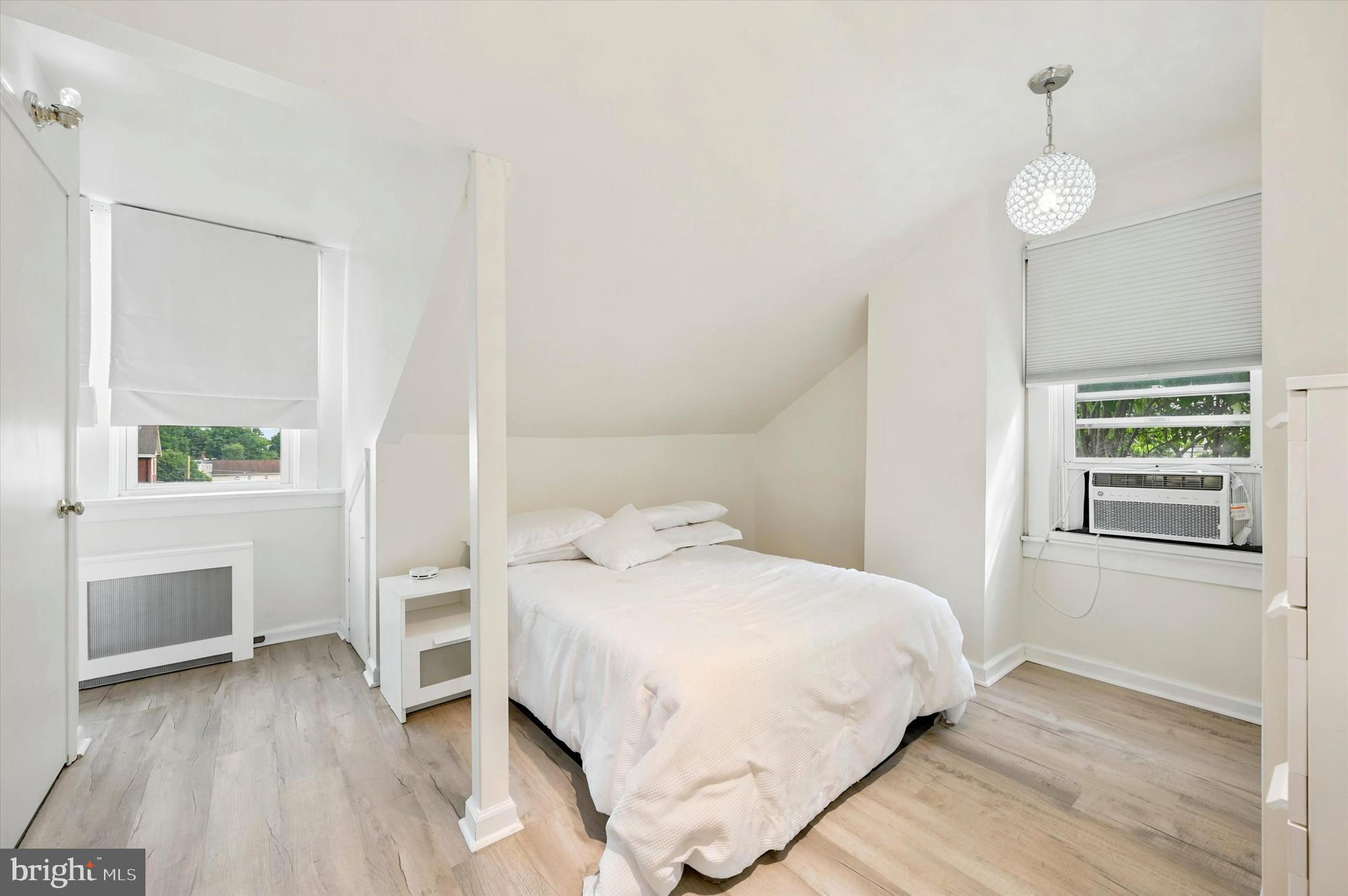 HOLLYWOOD - Residential