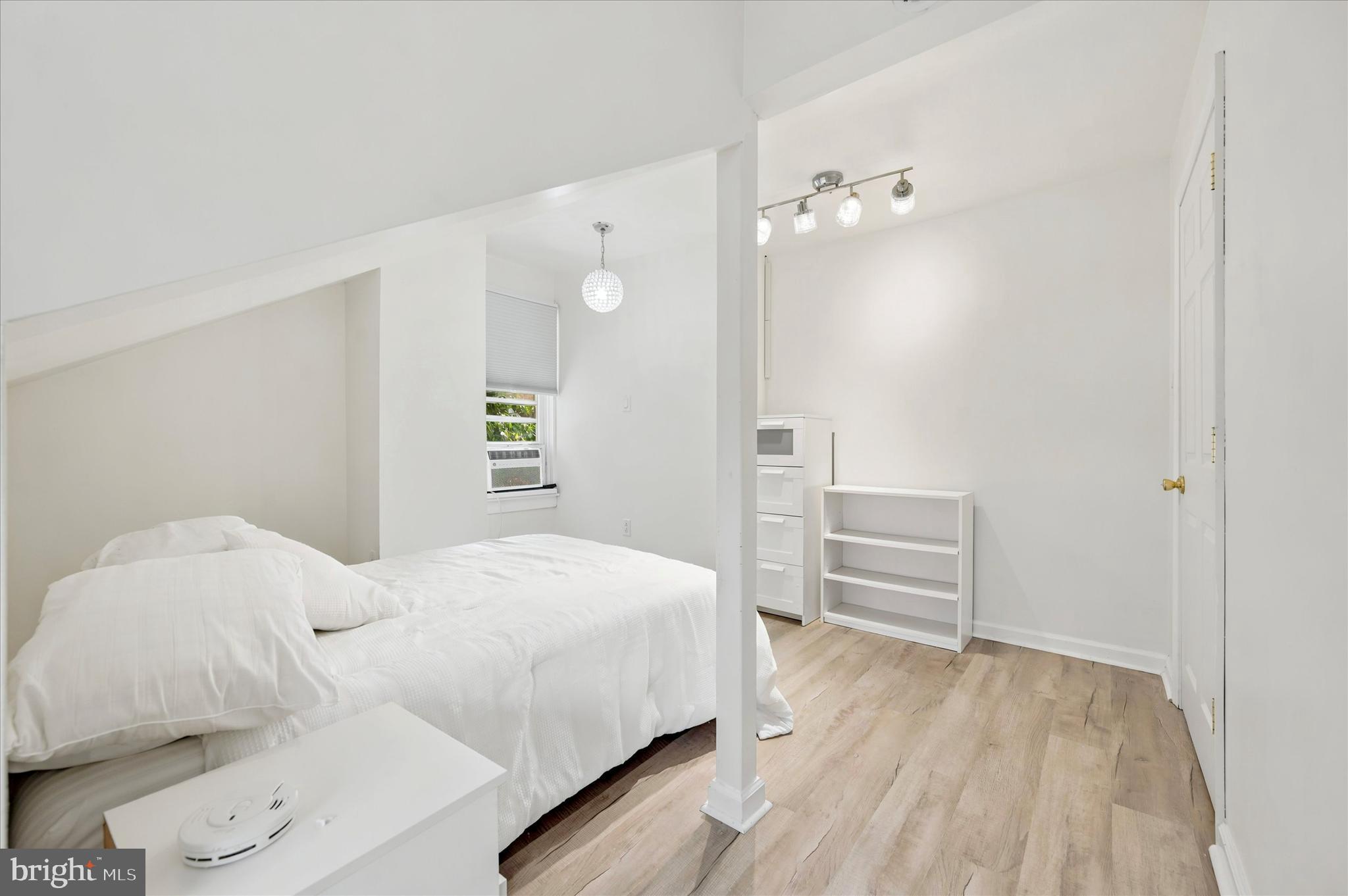 HOLLYWOOD - Residential