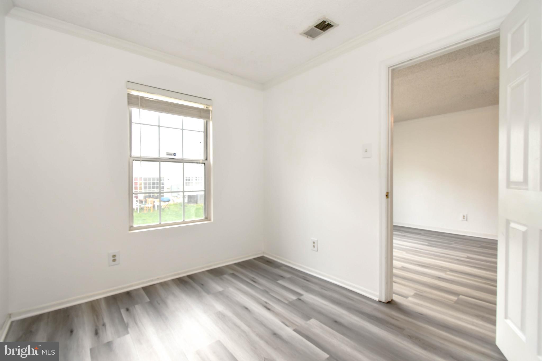 FOX CHASE/EXETER - Residential