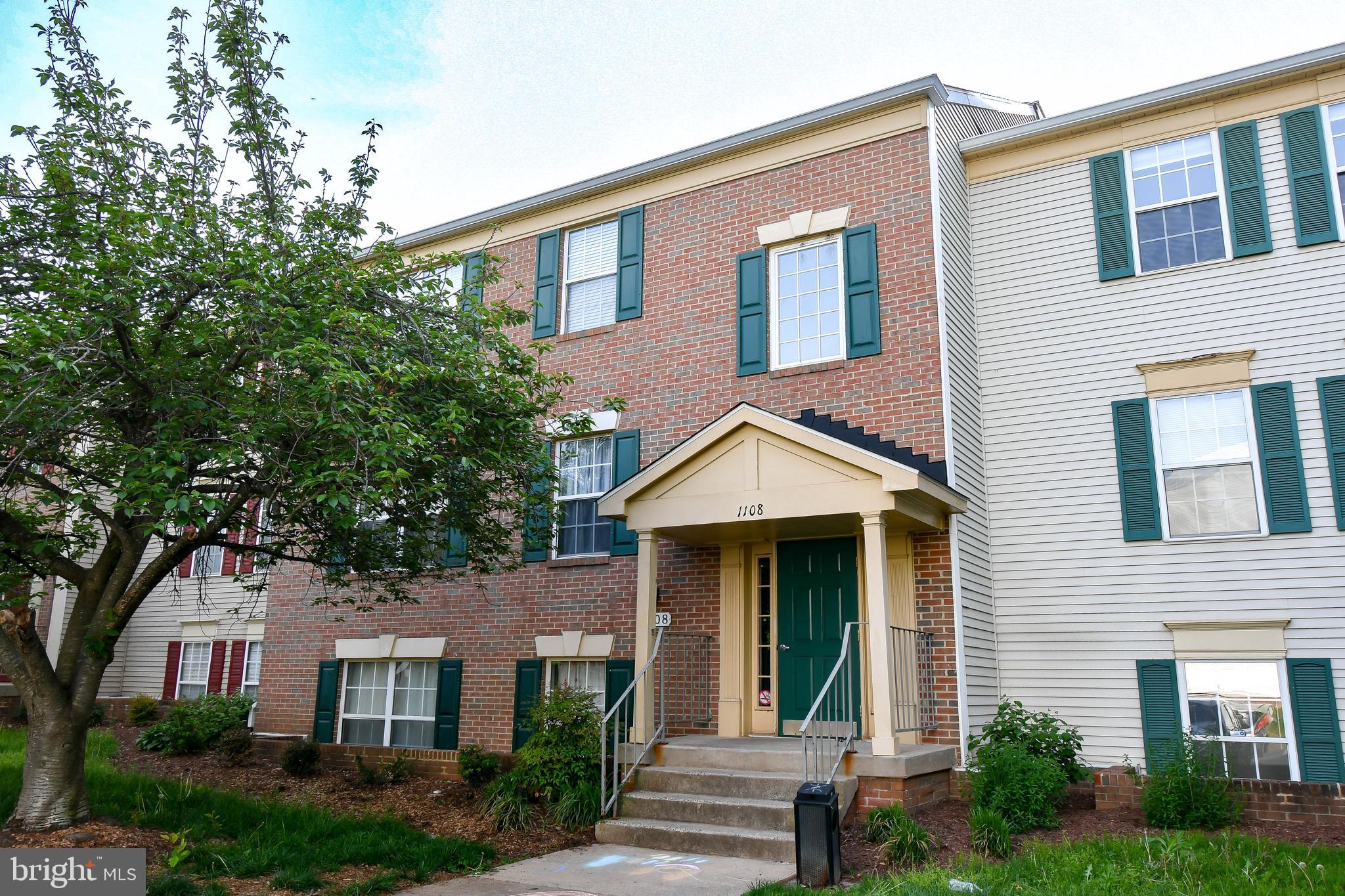 FOX CHASE/EXETER - Residential