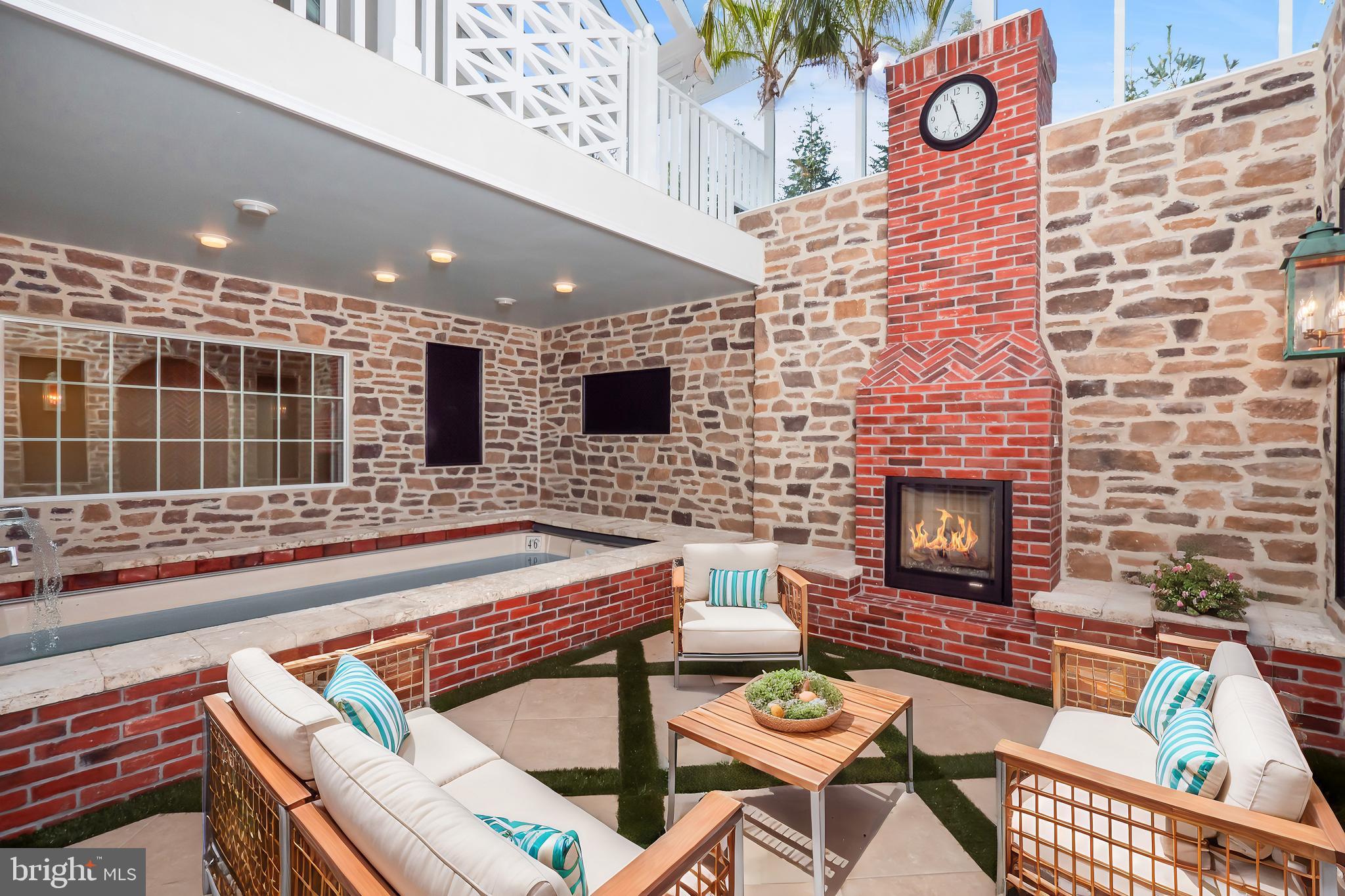 THE VILLAS @ SAUCON - Residential
