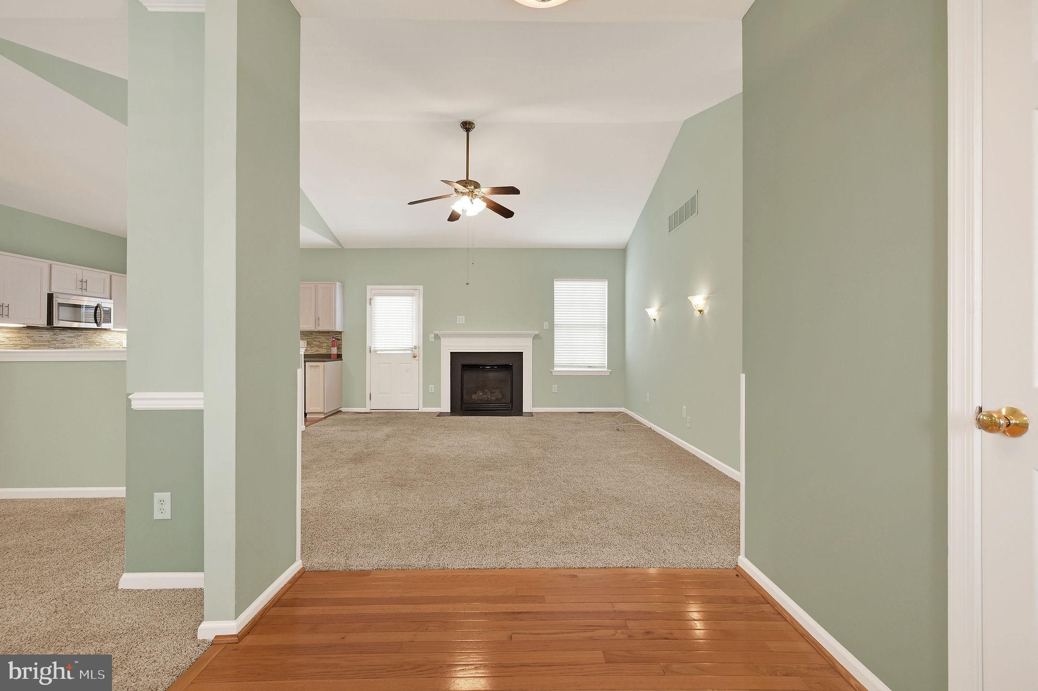 LAKESHORE VILLAGE - Residential