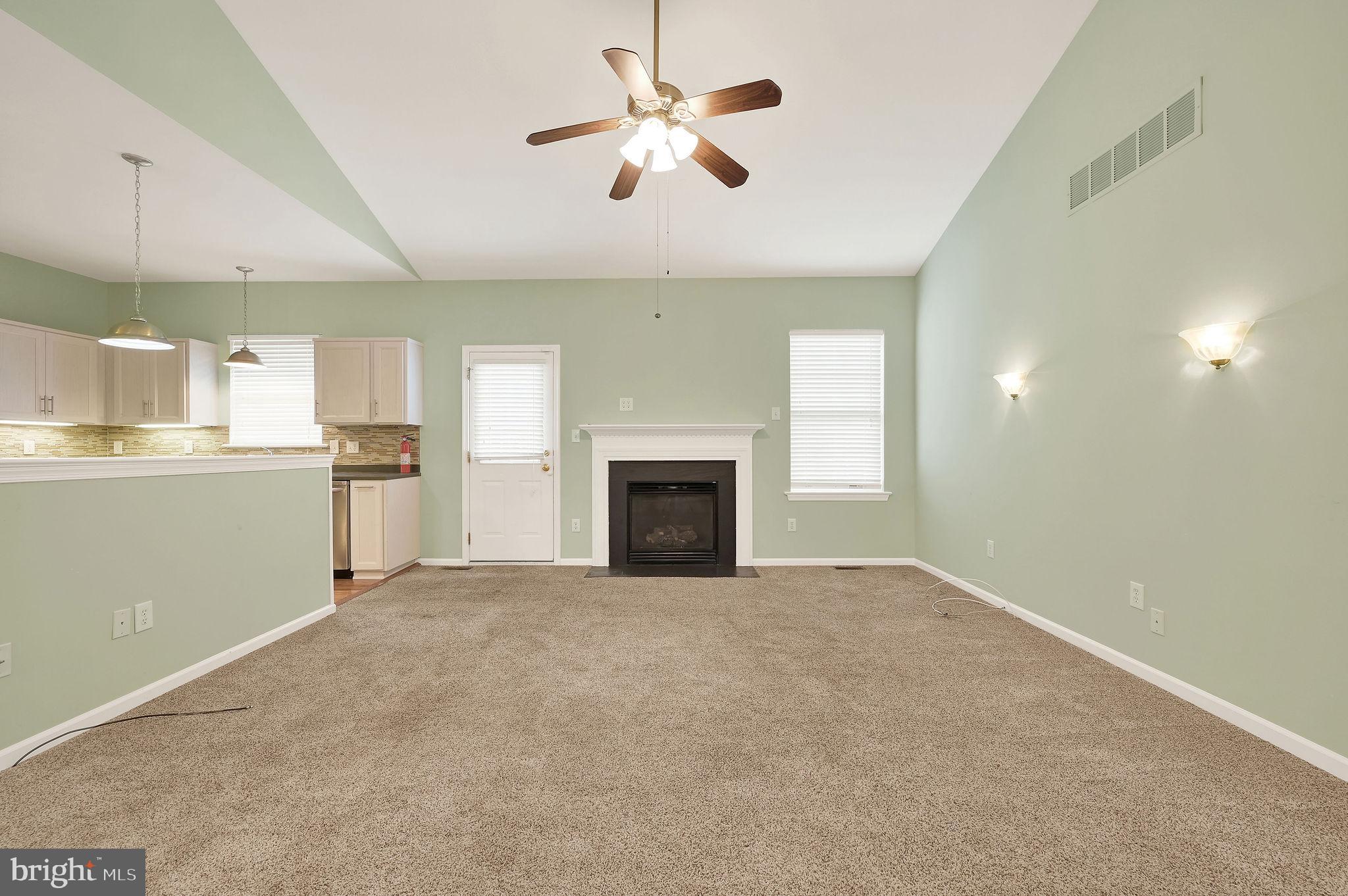 LAKESHORE VILLAGE - Residential
