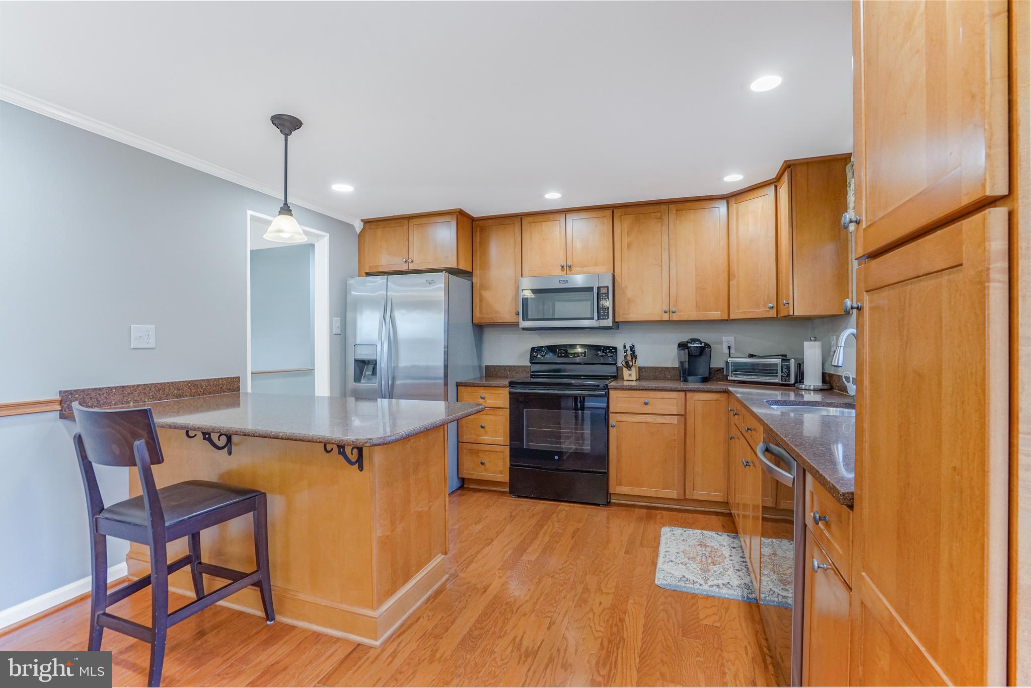 FOX MILL ESTATES - Residential