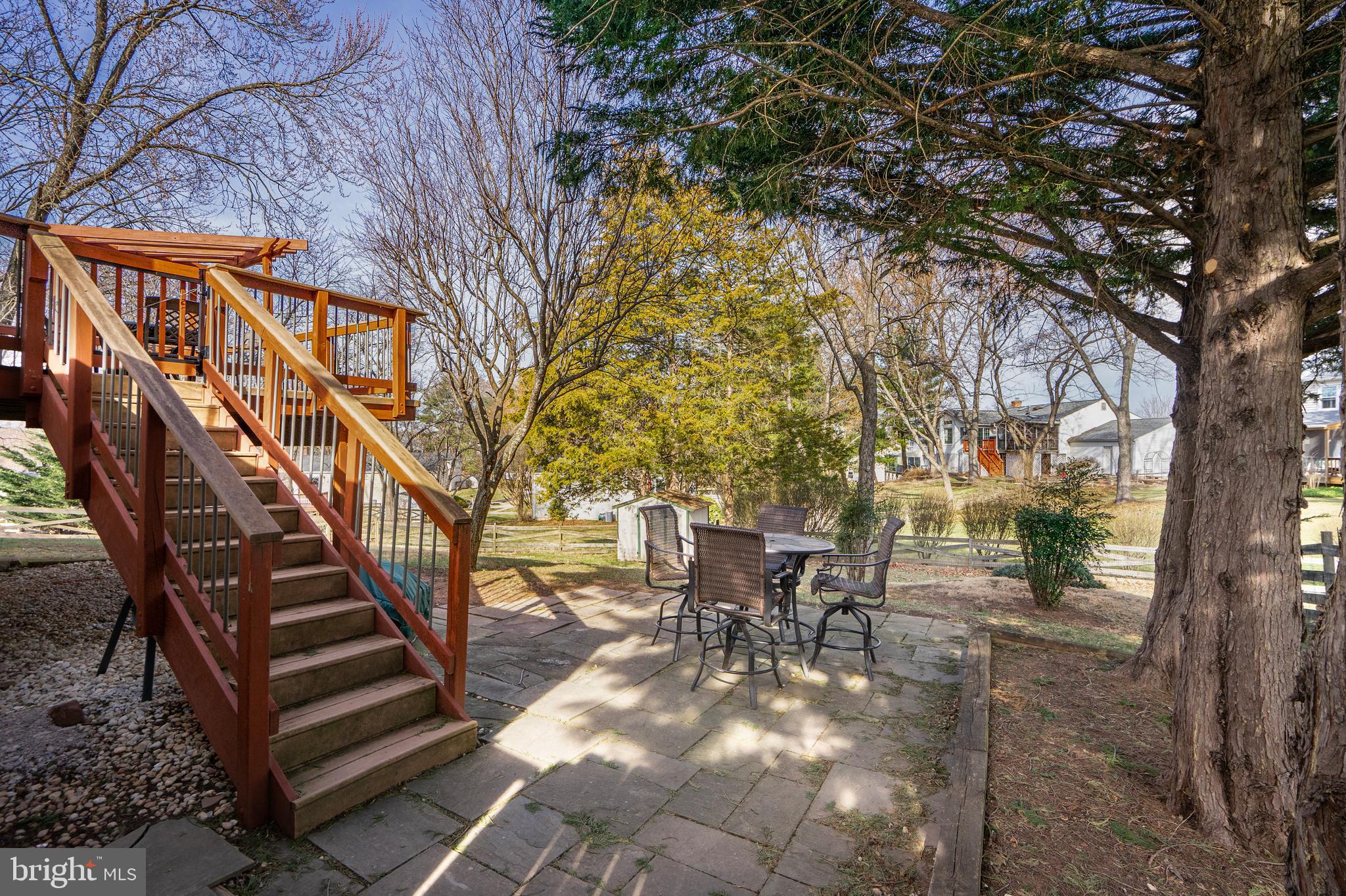 FOX MILL ESTATES - Residential