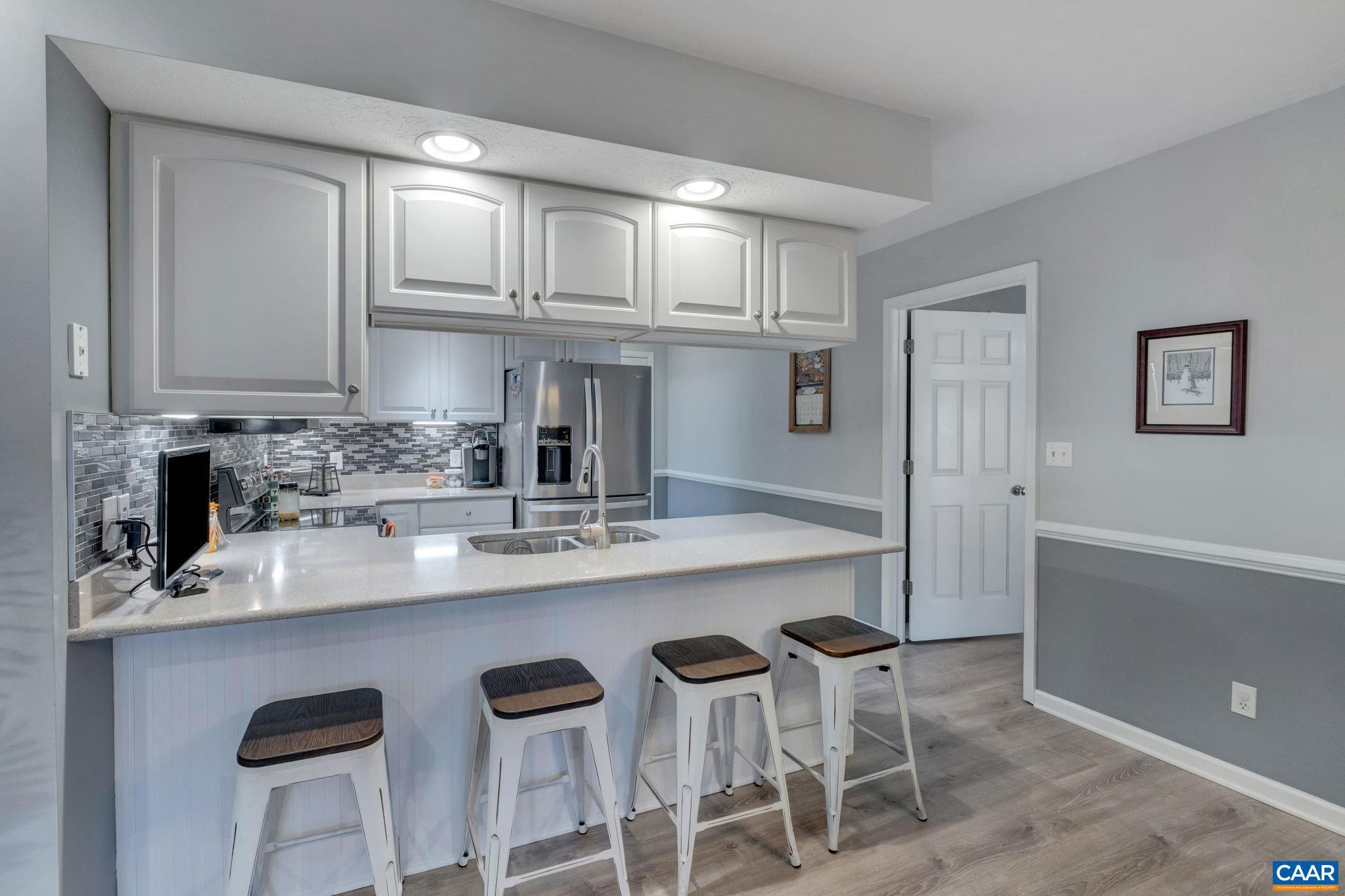 SHENANDOAH CROSSING - Residential