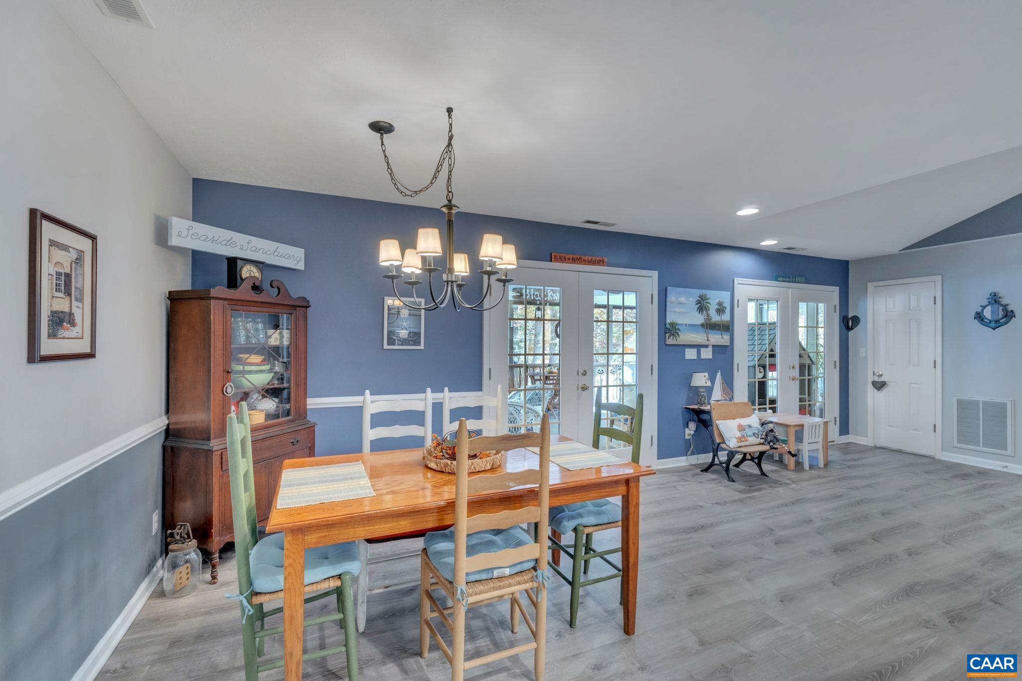 SHENANDOAH CROSSING - Residential