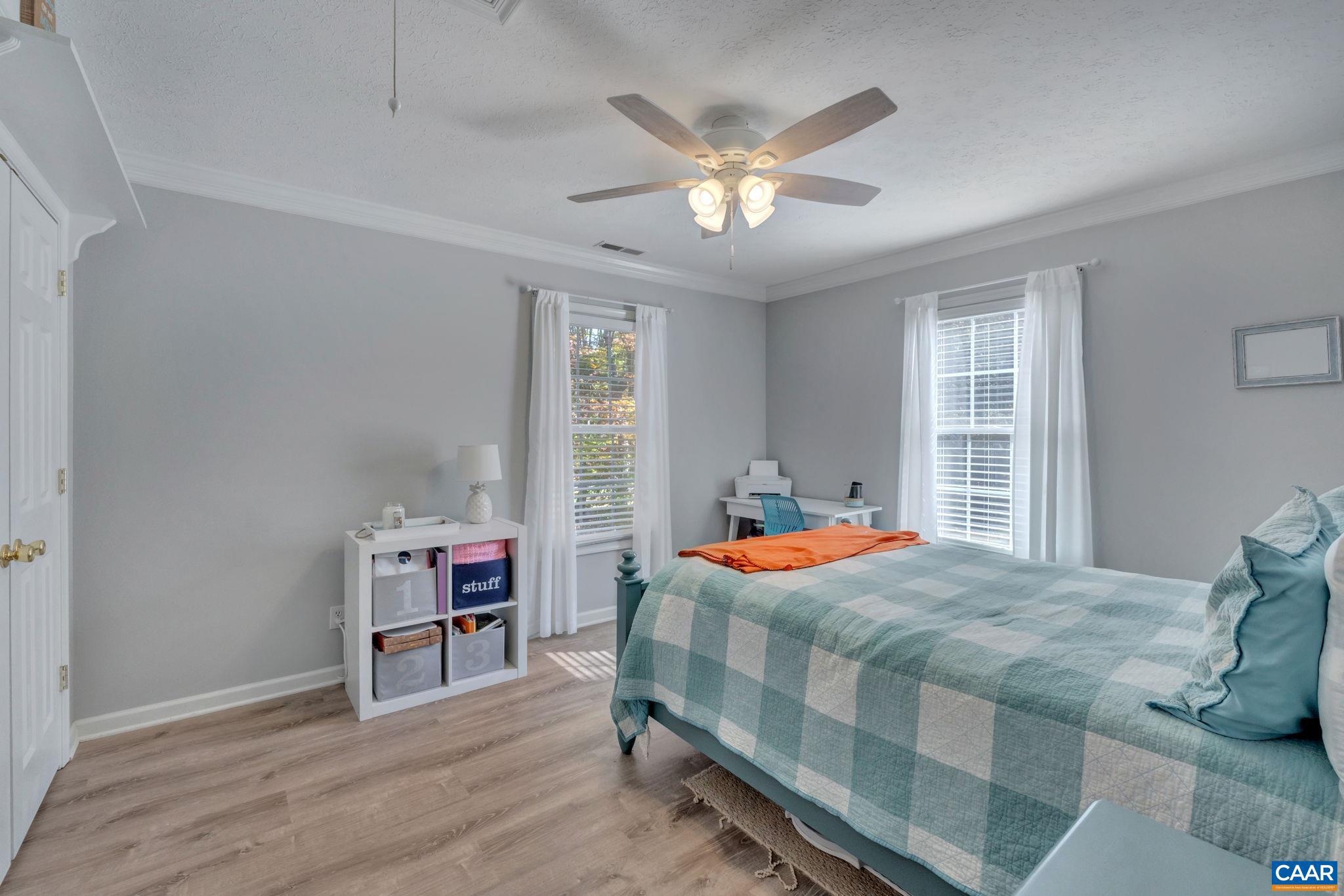 SHENANDOAH CROSSING - Residential