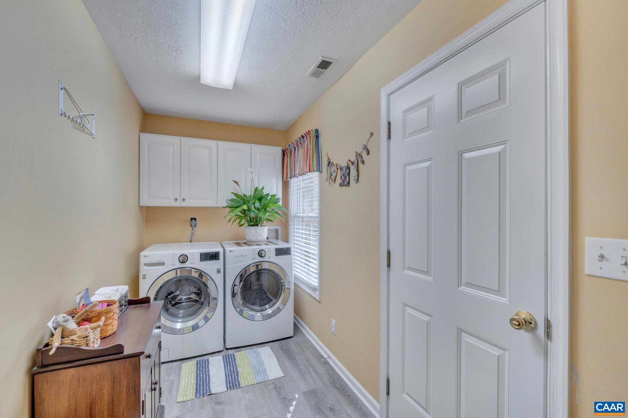 SHENANDOAH CROSSING - Residential