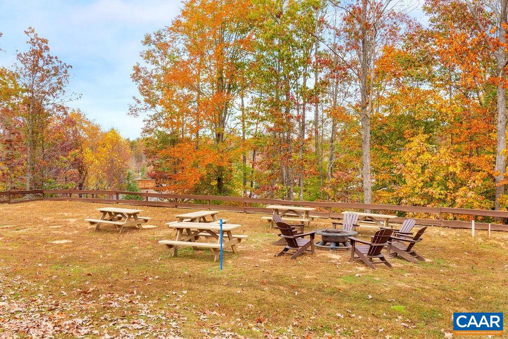 SHENANDOAH CROSSING - Residential