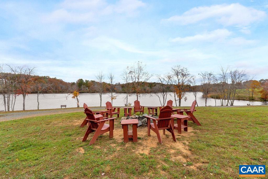 SHENANDOAH CROSSING - Residential