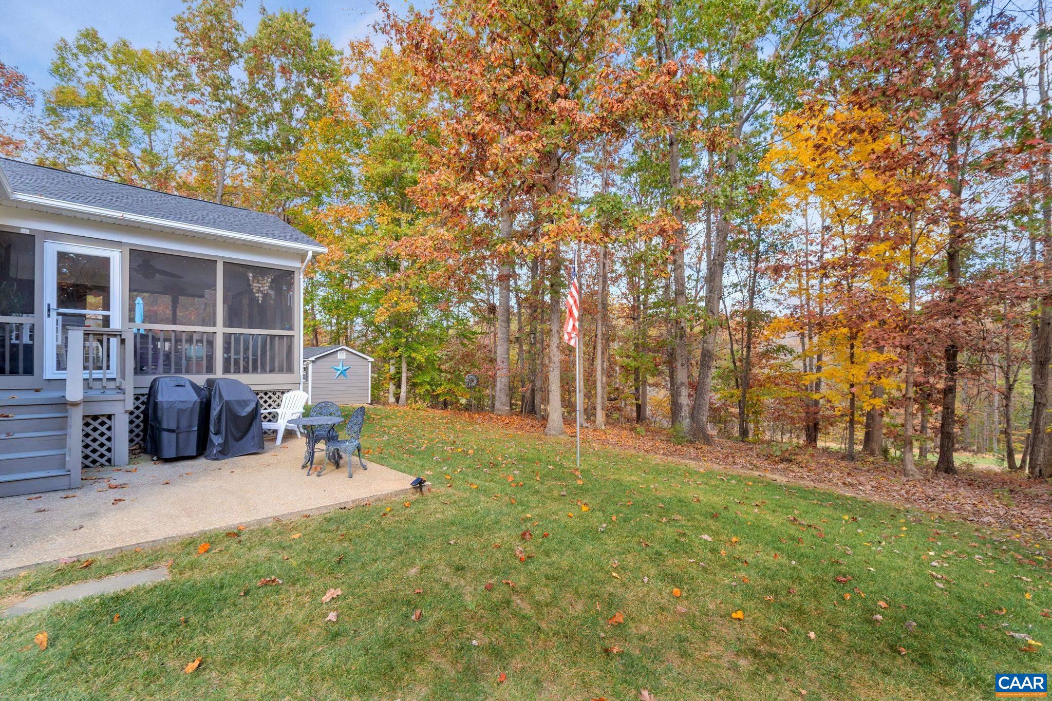 SHENANDOAH CROSSING - Residential