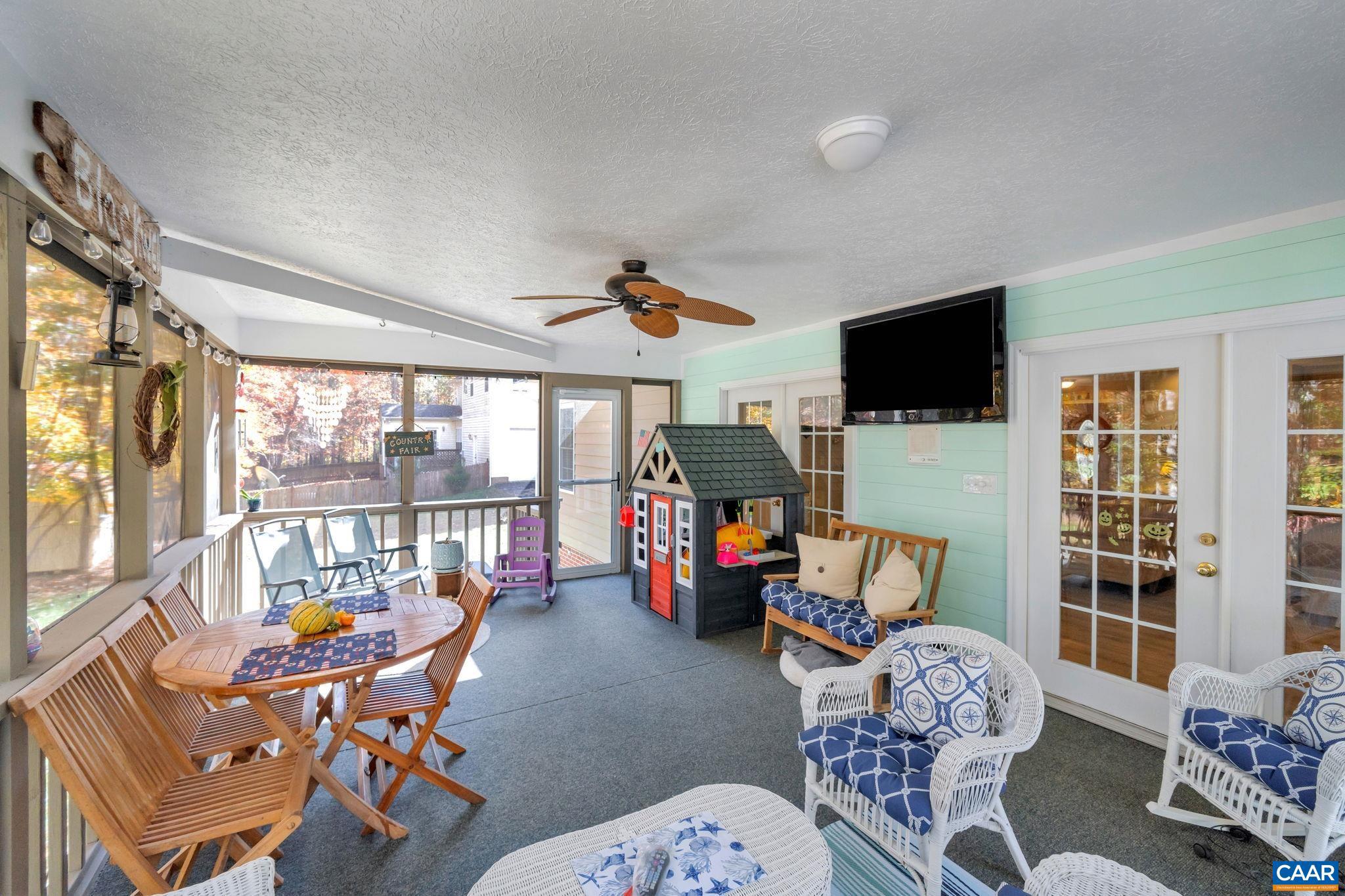 SHENANDOAH CROSSING - Residential