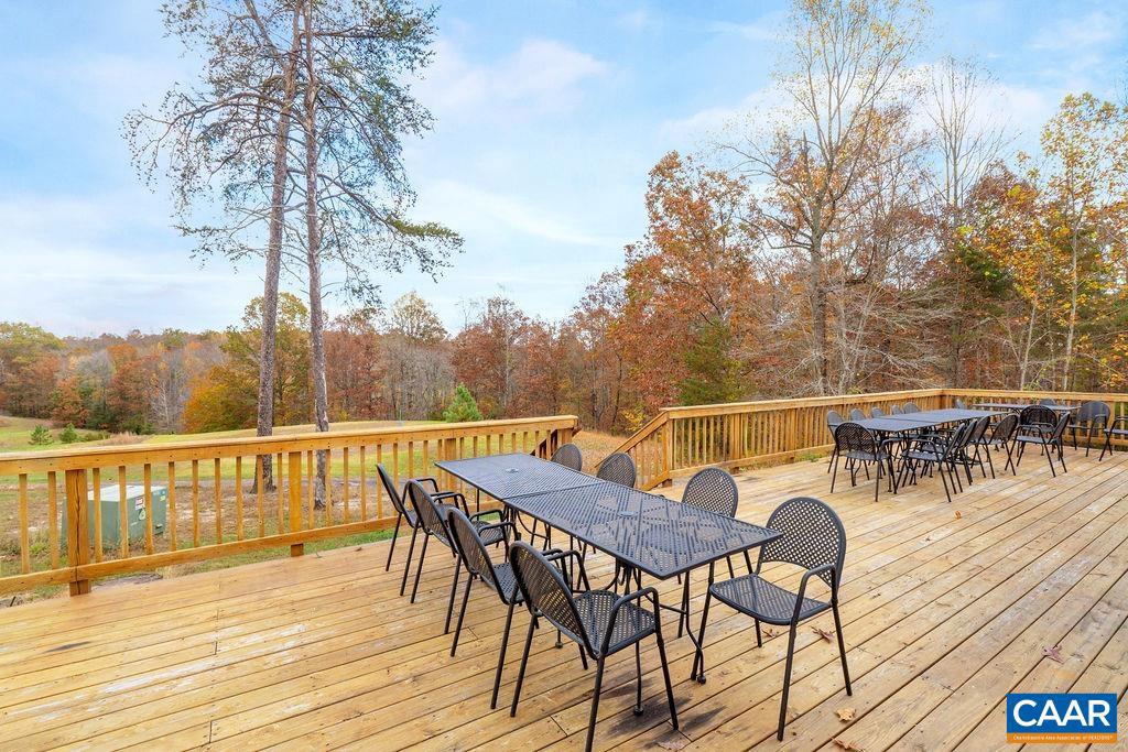 SHENANDOAH CROSSING - Residential
