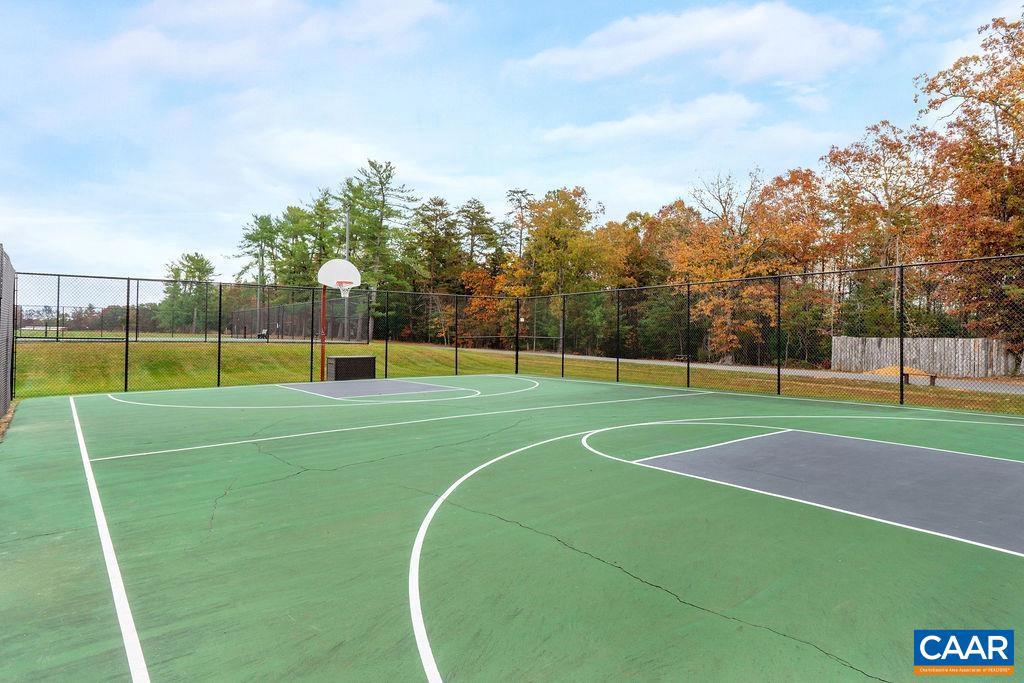 SHENANDOAH CROSSING - Residential