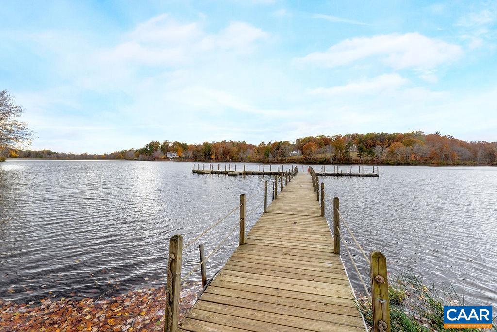 SHENANDOAH CROSSING - Residential