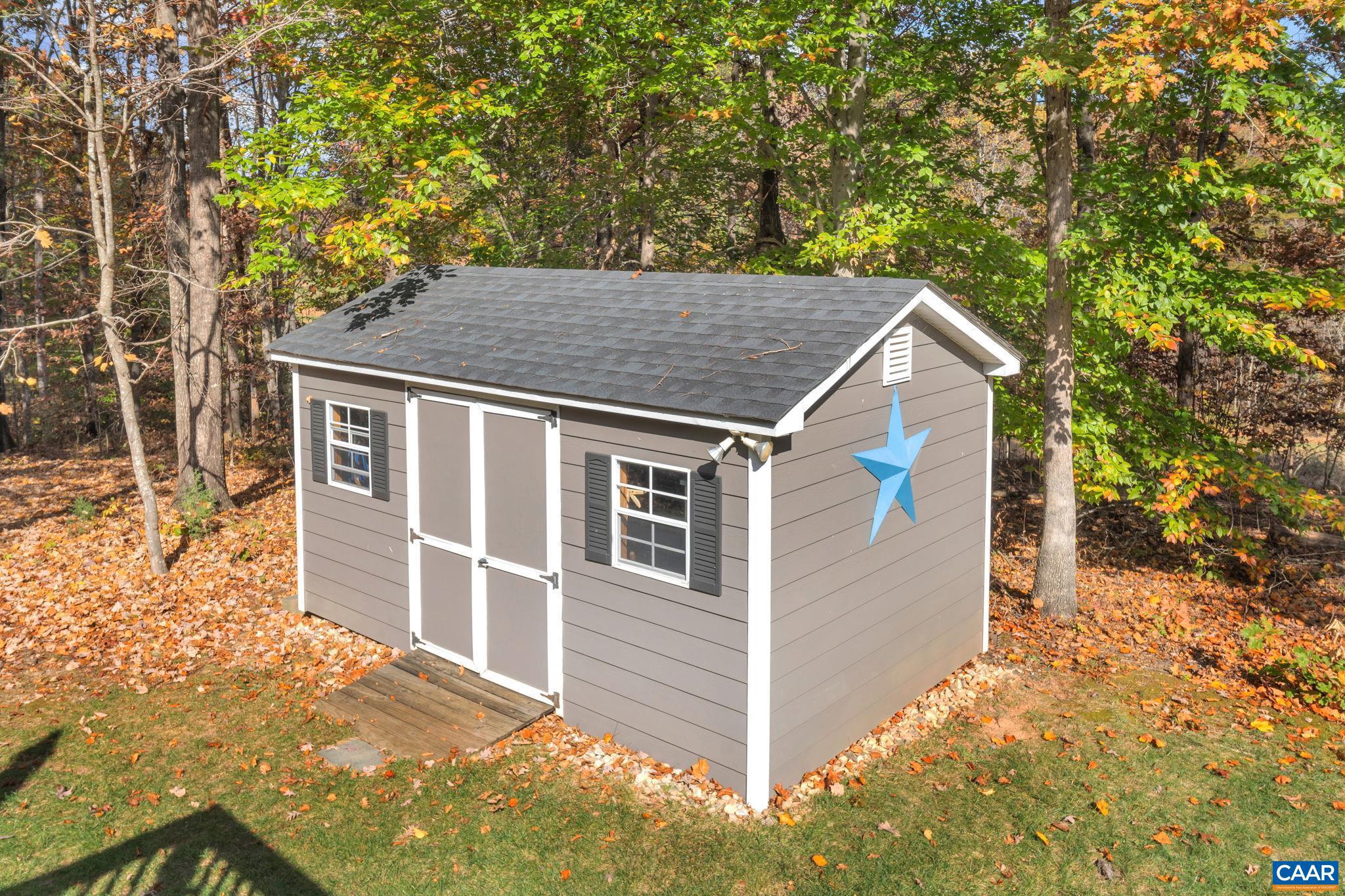 SHENANDOAH CROSSING - Residential