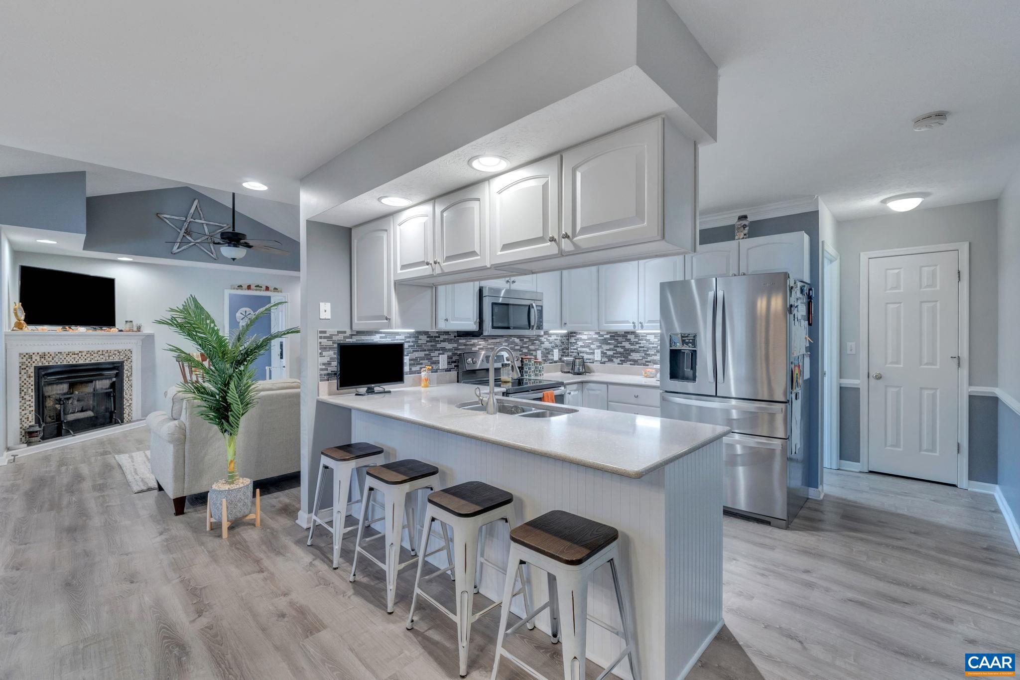 SHENANDOAH CROSSING - Residential
