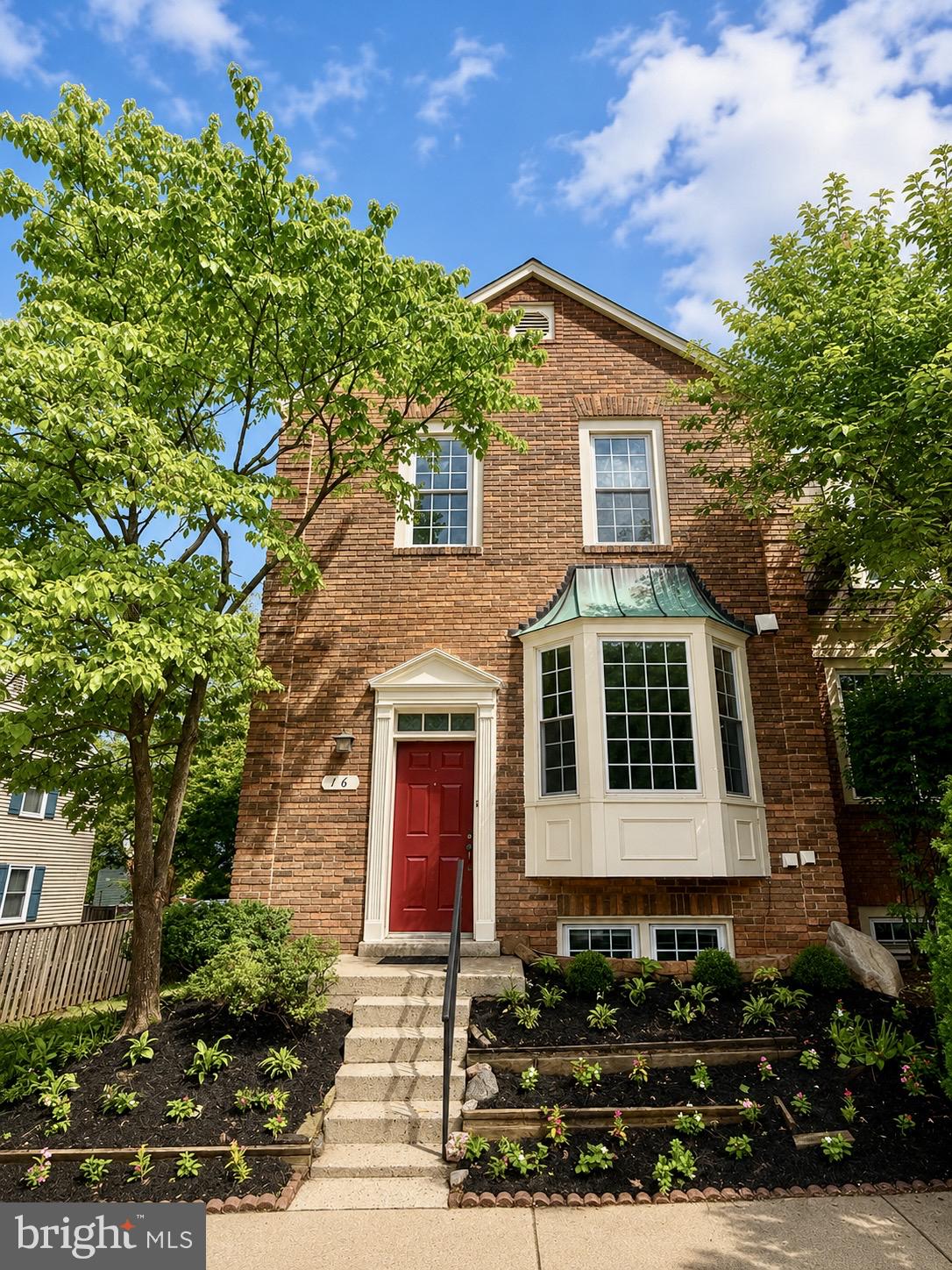 ROCKSHIRE TOWNHOMES - Residential
