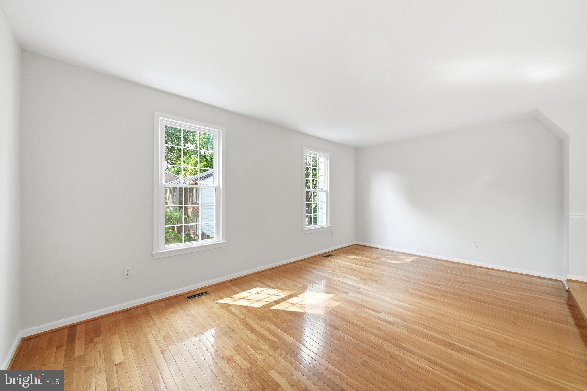 ROCKSHIRE TOWNHOMES - Residential
