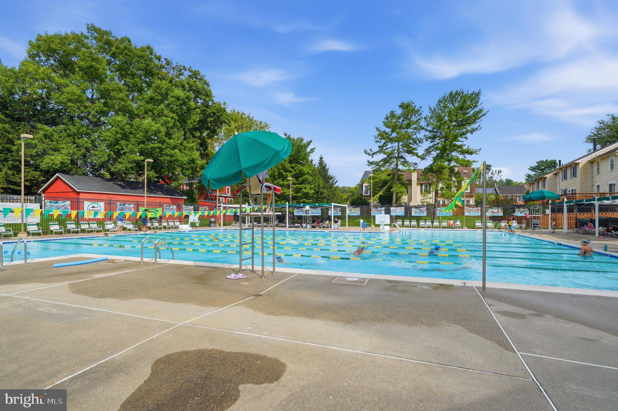 ROCKSHIRE TOWNHOMES - Residential