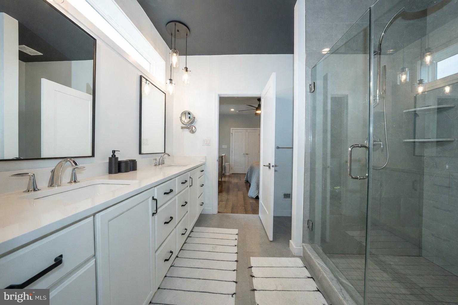 RESERVE AT CENTER SQUARE - Residential