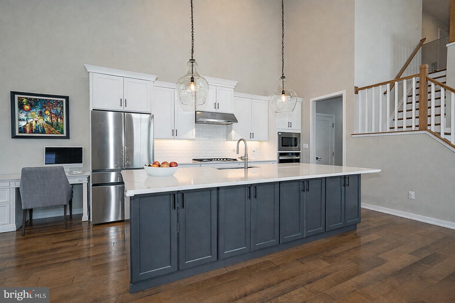 RESERVE AT CENTER SQUARE - Residential
