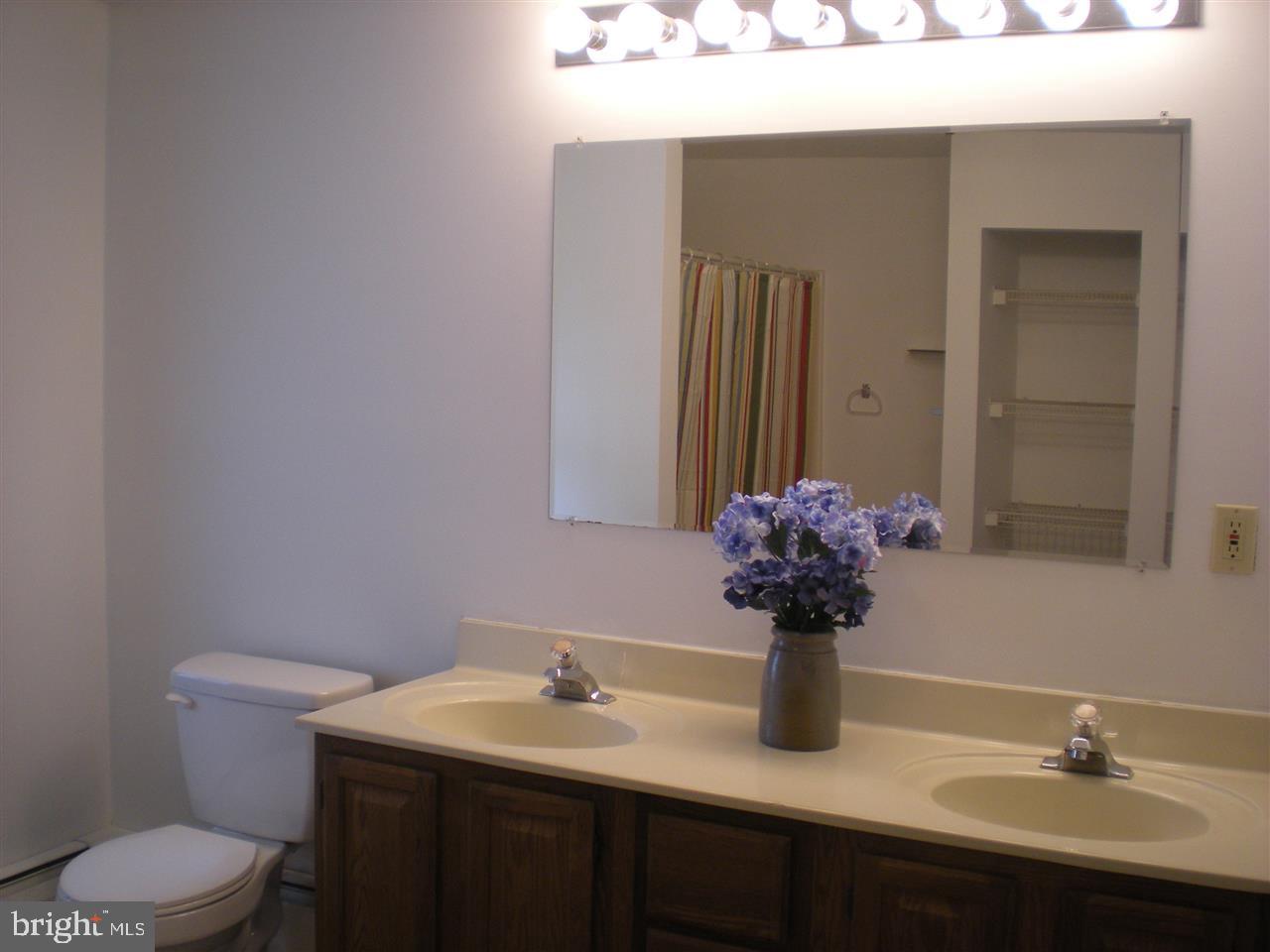 STOVERSTOWN - Residential