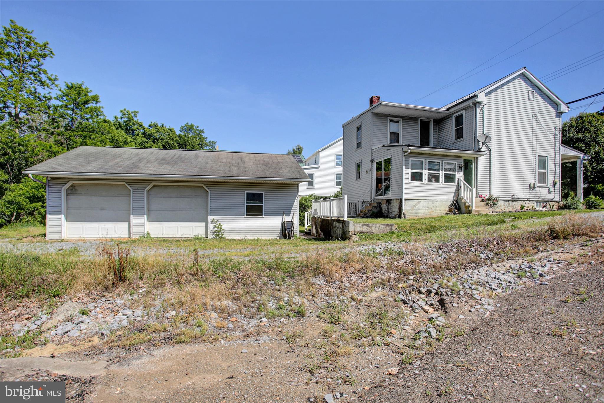 MIDDLE SPRING - Residential