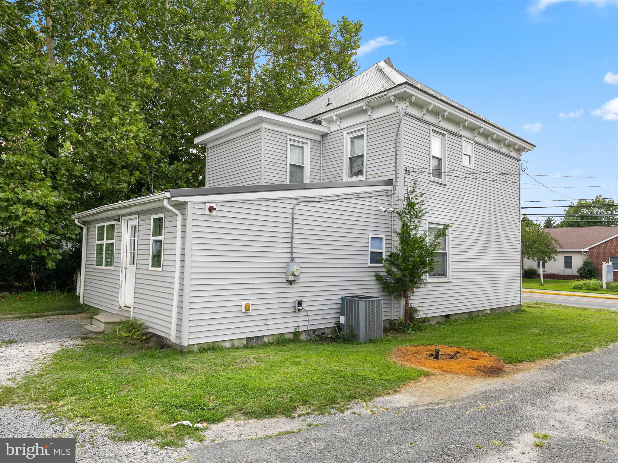 Located in the heart of Georgetown is this charming residence situated amongst mature trees within walking distance of the historic circle, restaurants, and more. A charming 4-bedroom, 2 -bathroom home in Georgetown, DE offers 2 levels of living space. The home features a spacious eat-in kitchen and living room, and spacious dining room with bump-out bay window. Enjoy the convenience of a main level bedroom and bathroom. Upstairs, you'll find all three bedrooms and 1 bathroom.