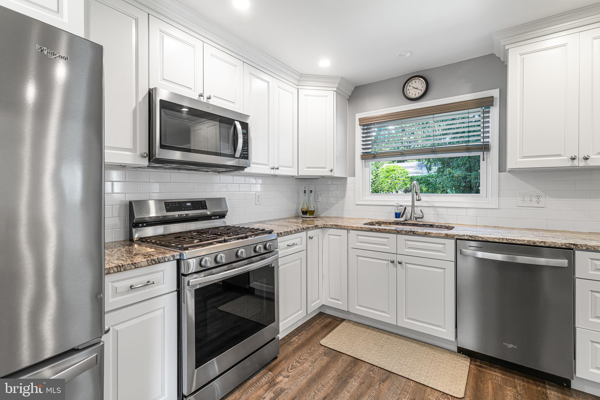 HUNTINGDON VALLEY - Residential