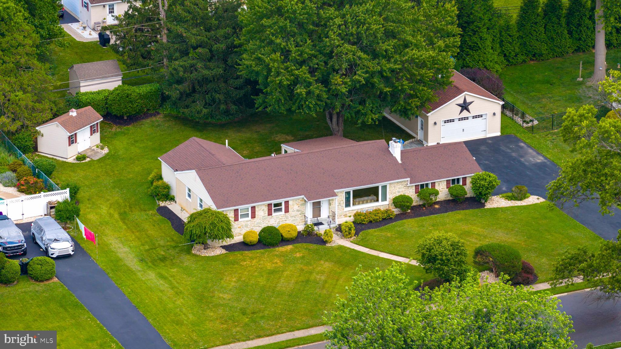 HUNTINGDON VALLEY - Residential