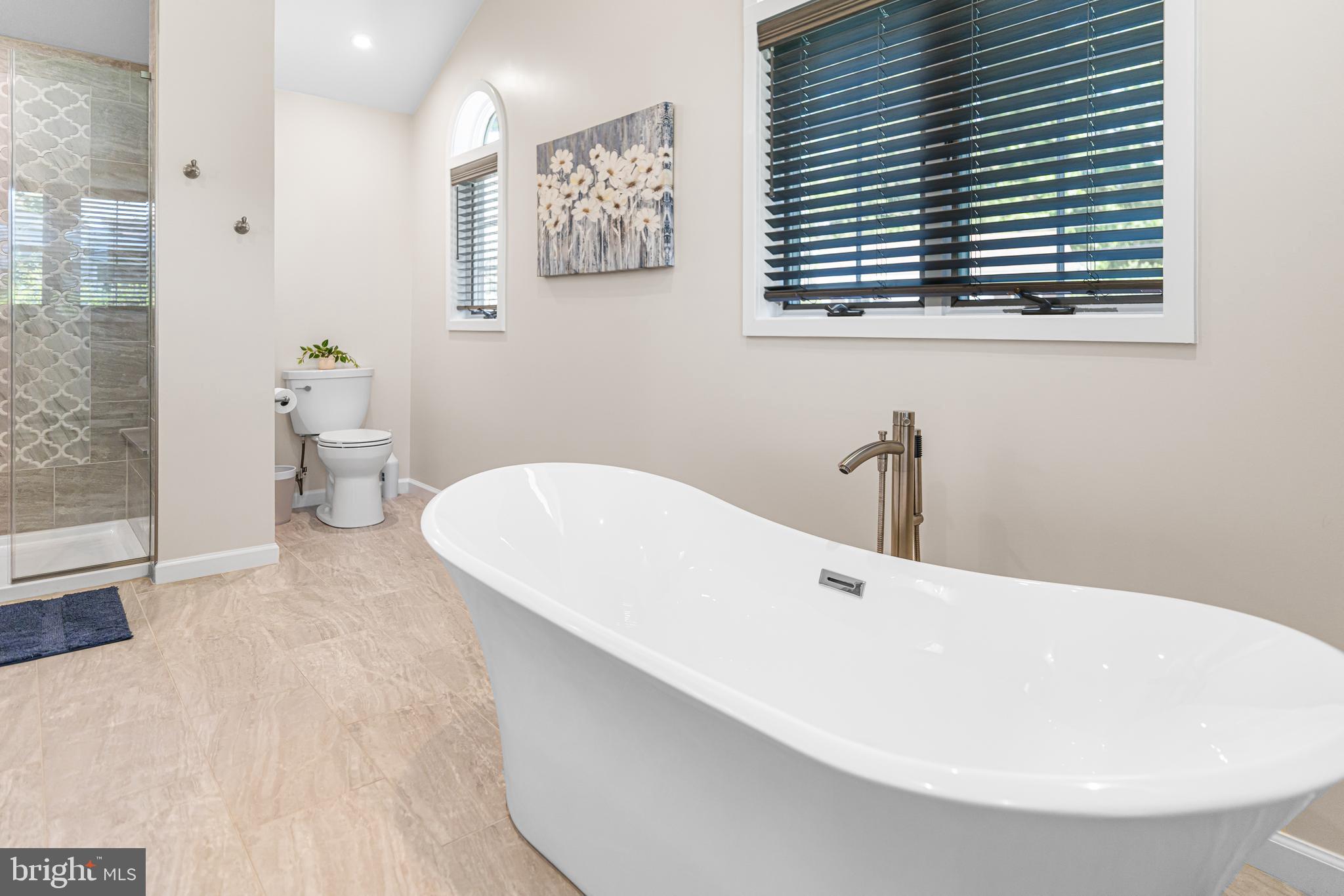 HUNTINGDON VALLEY - Residential