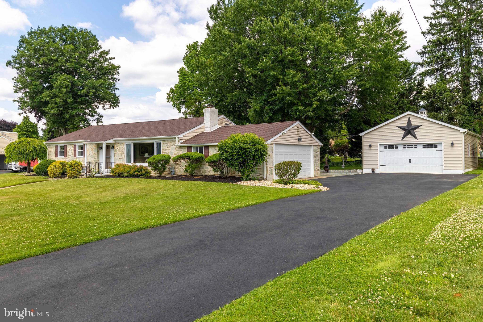 HUNTINGDON VALLEY - Residential