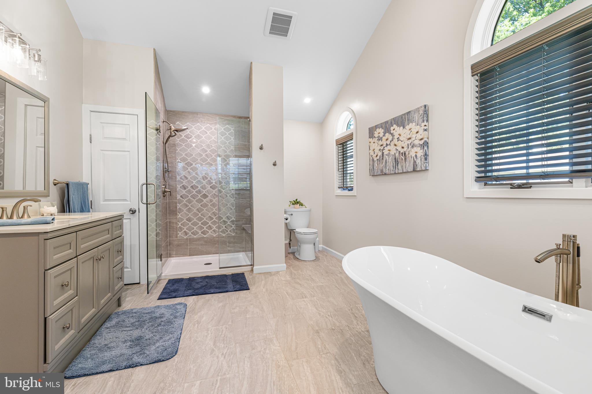HUNTINGDON VALLEY - Residential