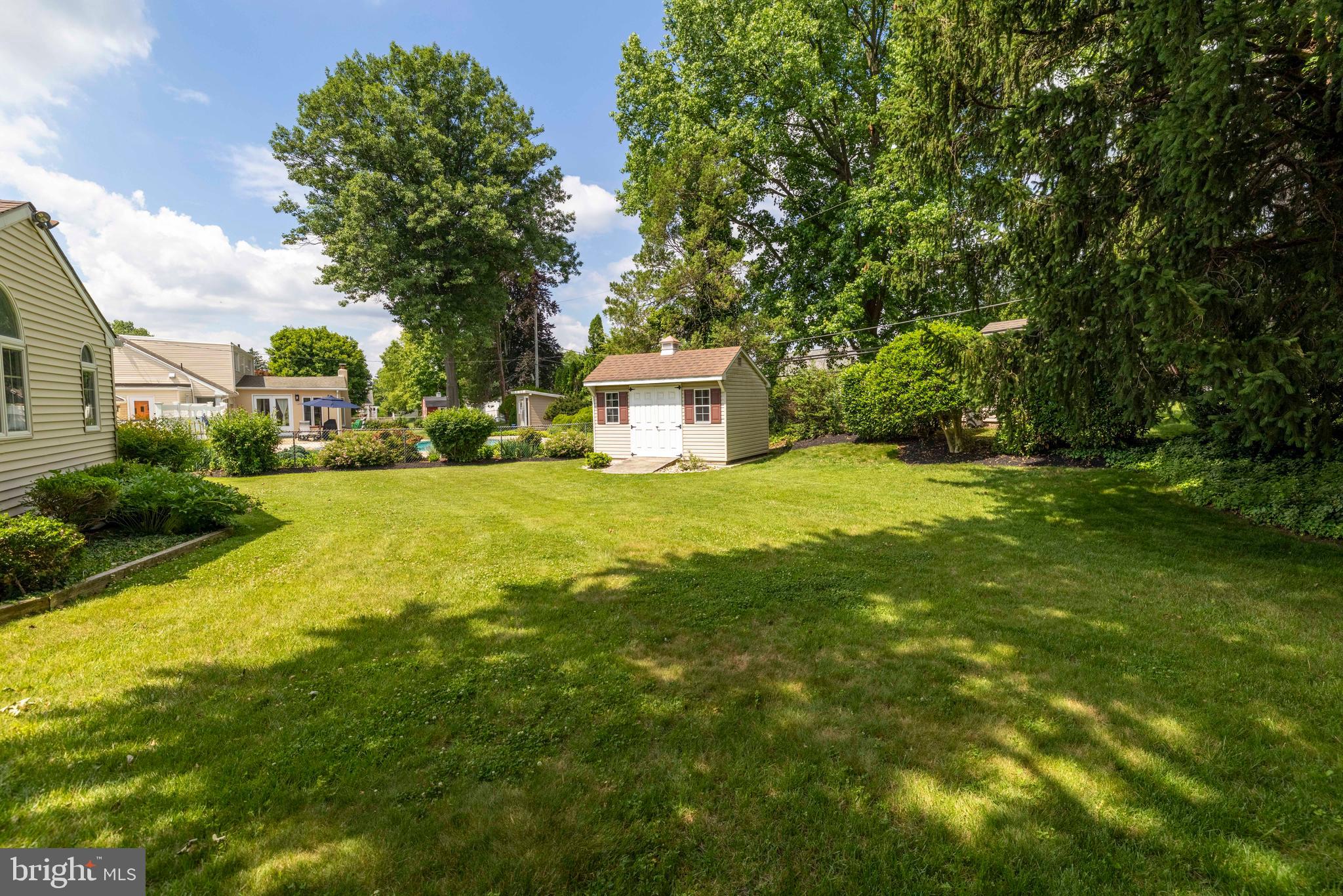 HUNTINGDON VALLEY - Residential