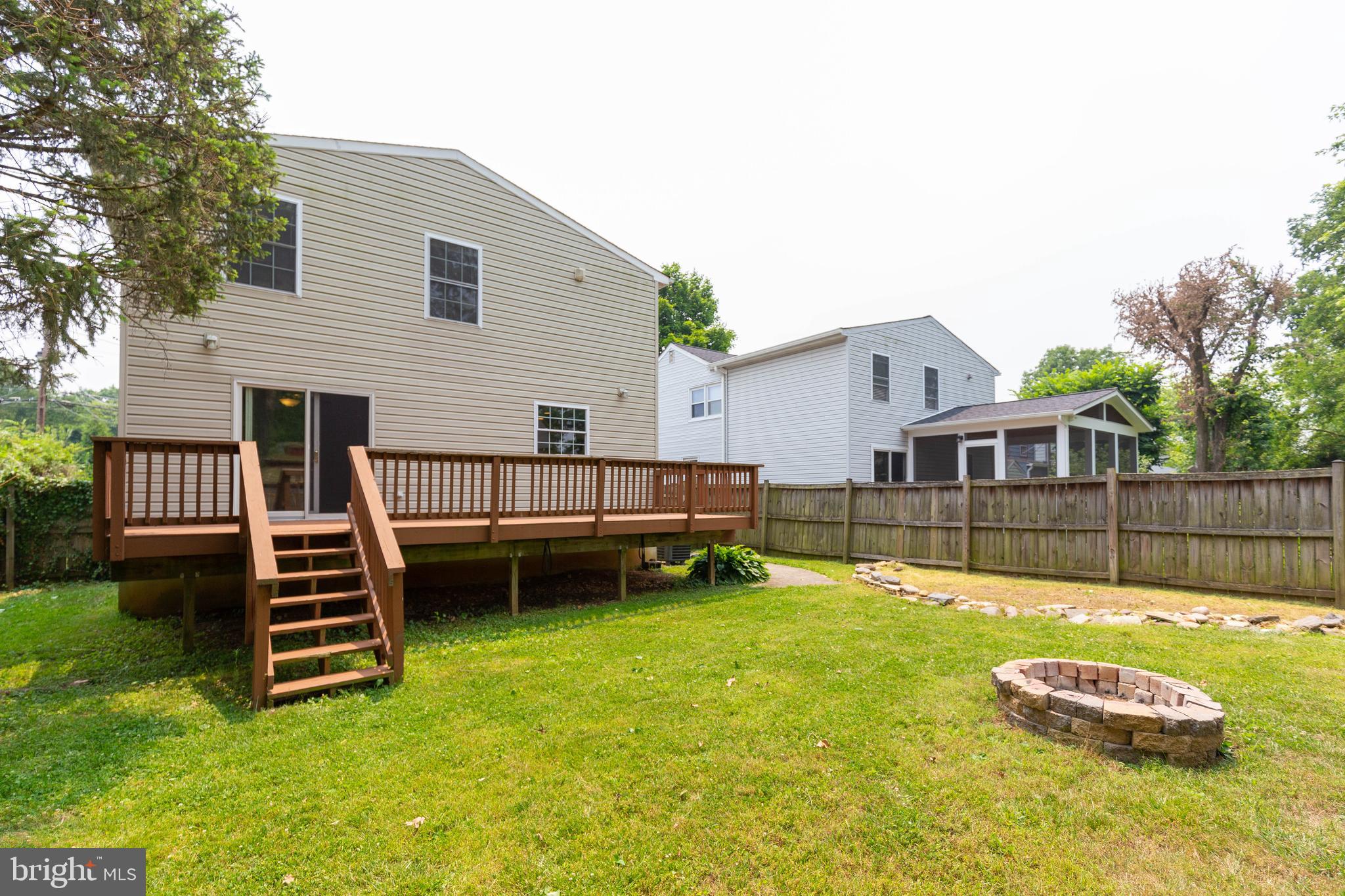 GLENCARLYN - Residential Lease