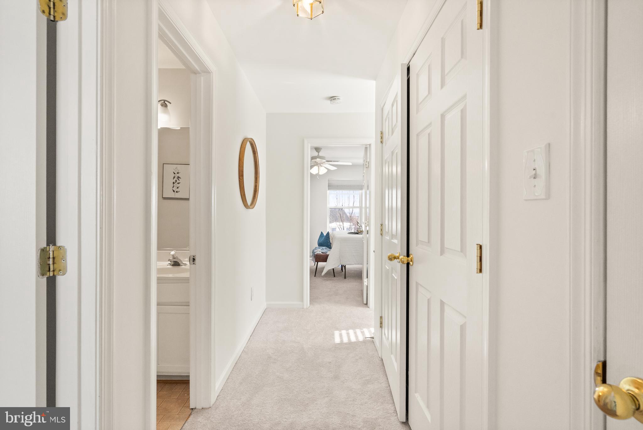 ASHBURN VILLAGE - Residential