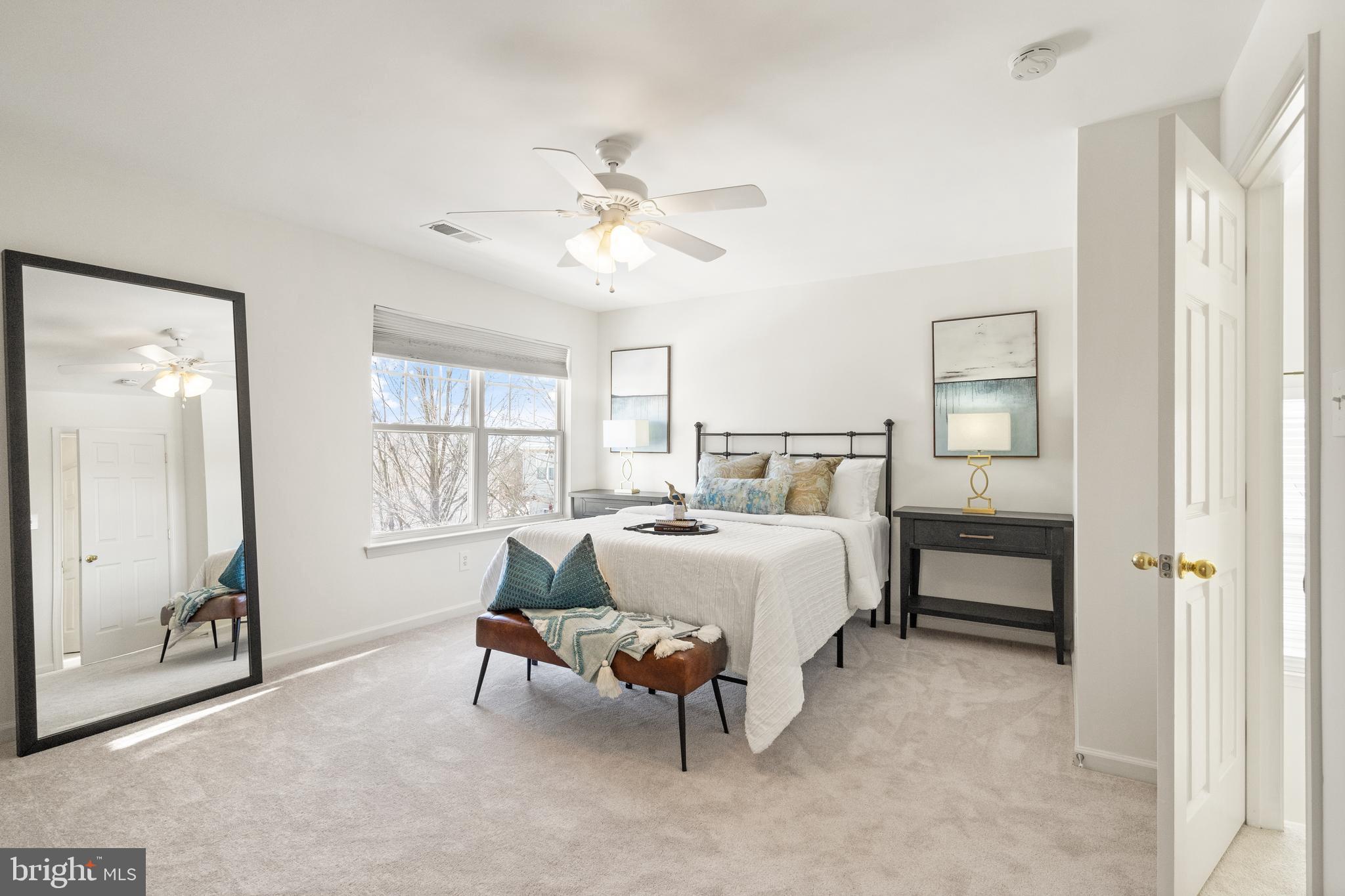 ASHBURN VILLAGE - Residential