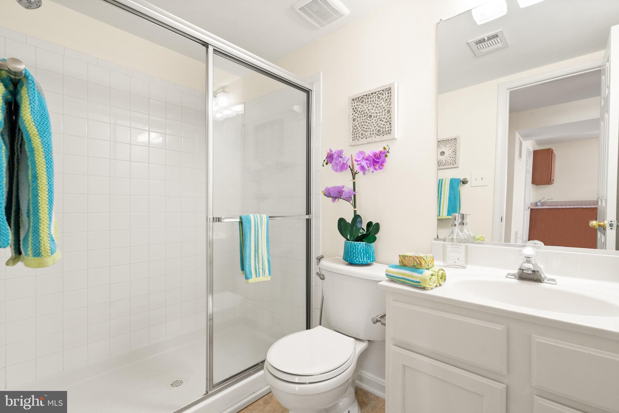 ASHBURN VILLAGE - Residential