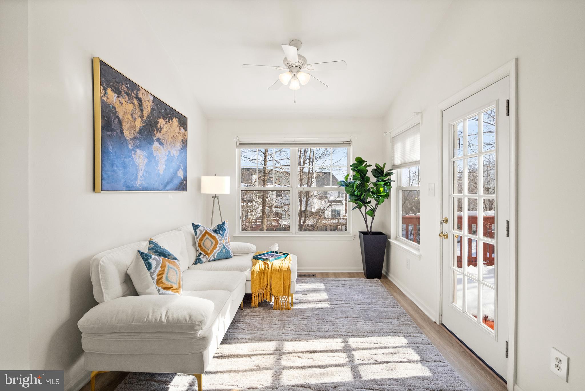 ASHBURN VILLAGE - Residential