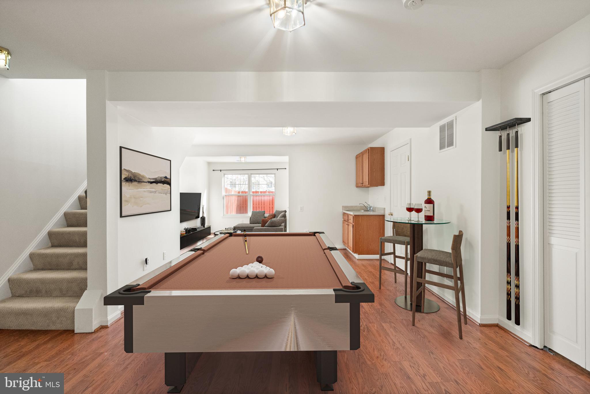ASHBURN VILLAGE - Residential