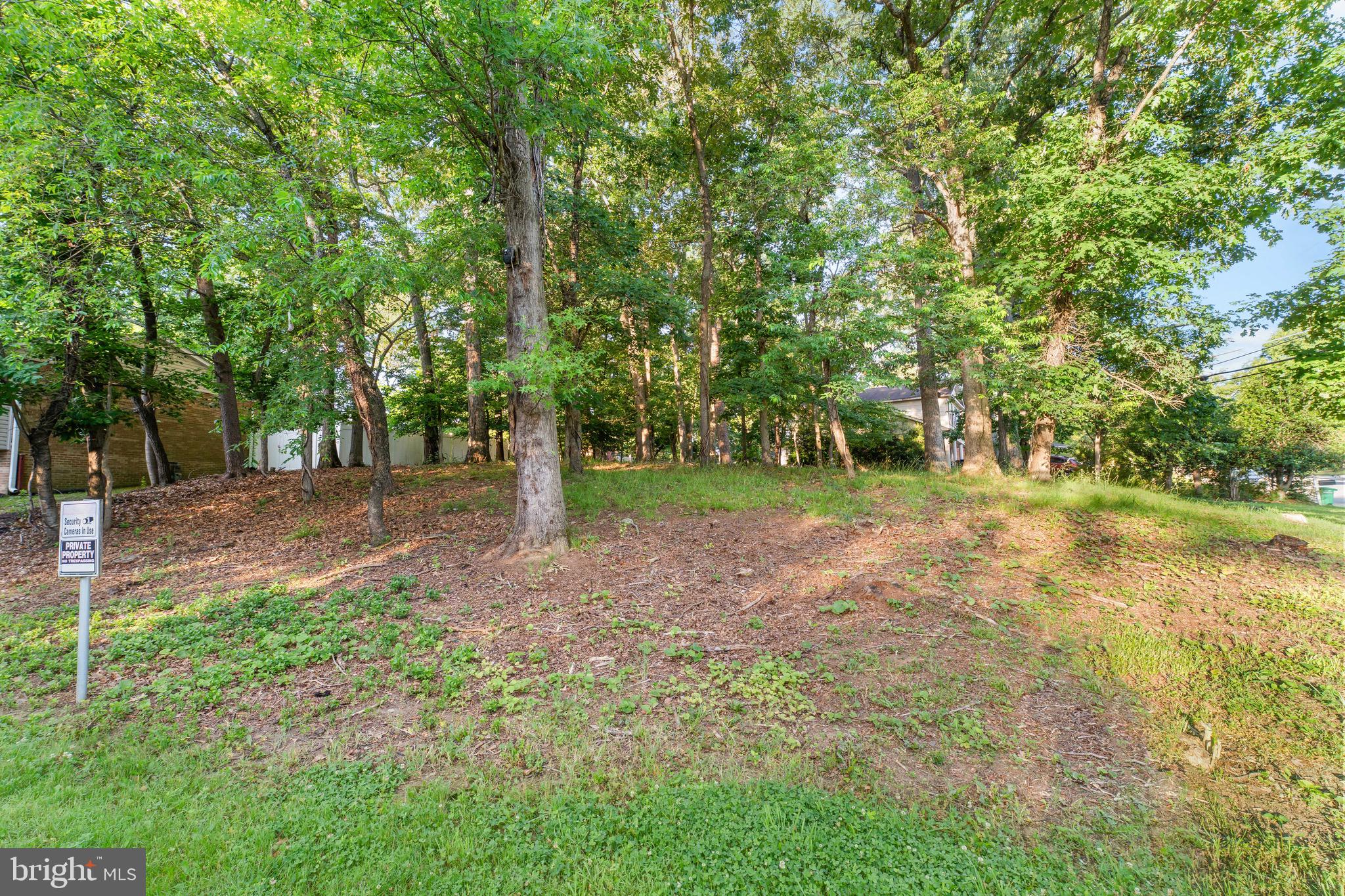FORT WASHINGTON ESTATES - Land