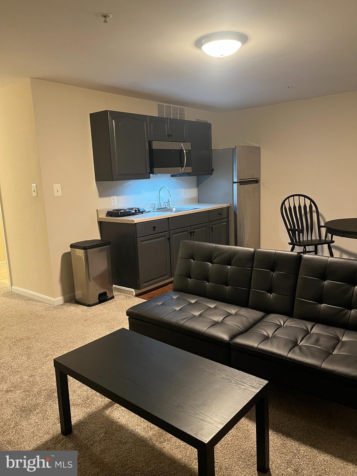CHAPLINE PLACE - Residential Lease