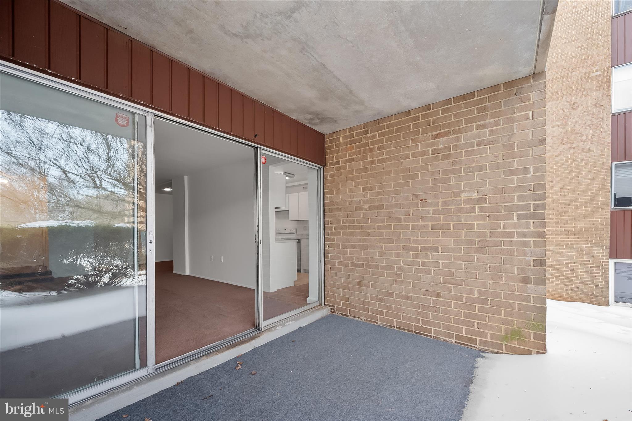 VILLA RIDGE CONDOMINIUM - Residential